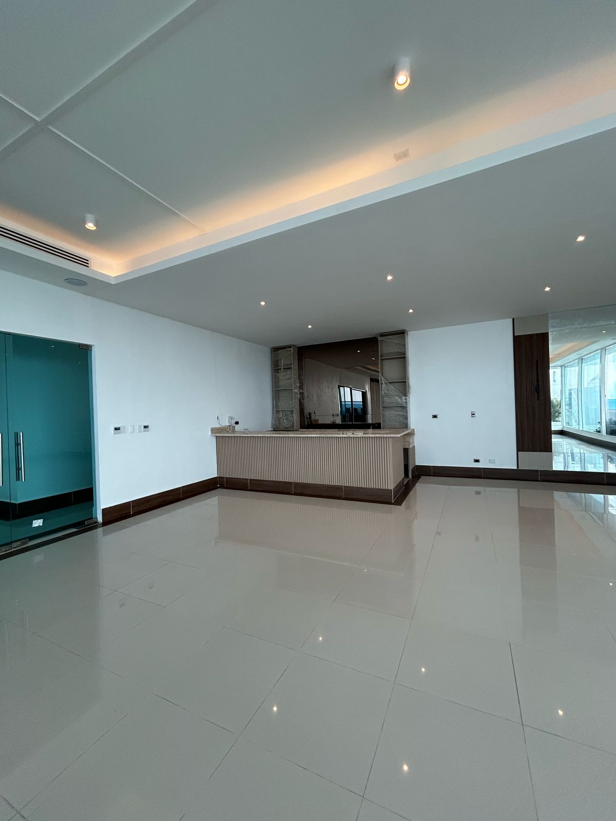 apartamentos - NUEVA TORRE EN LA SARATORA DISPONIBLE PARA ENTREGA