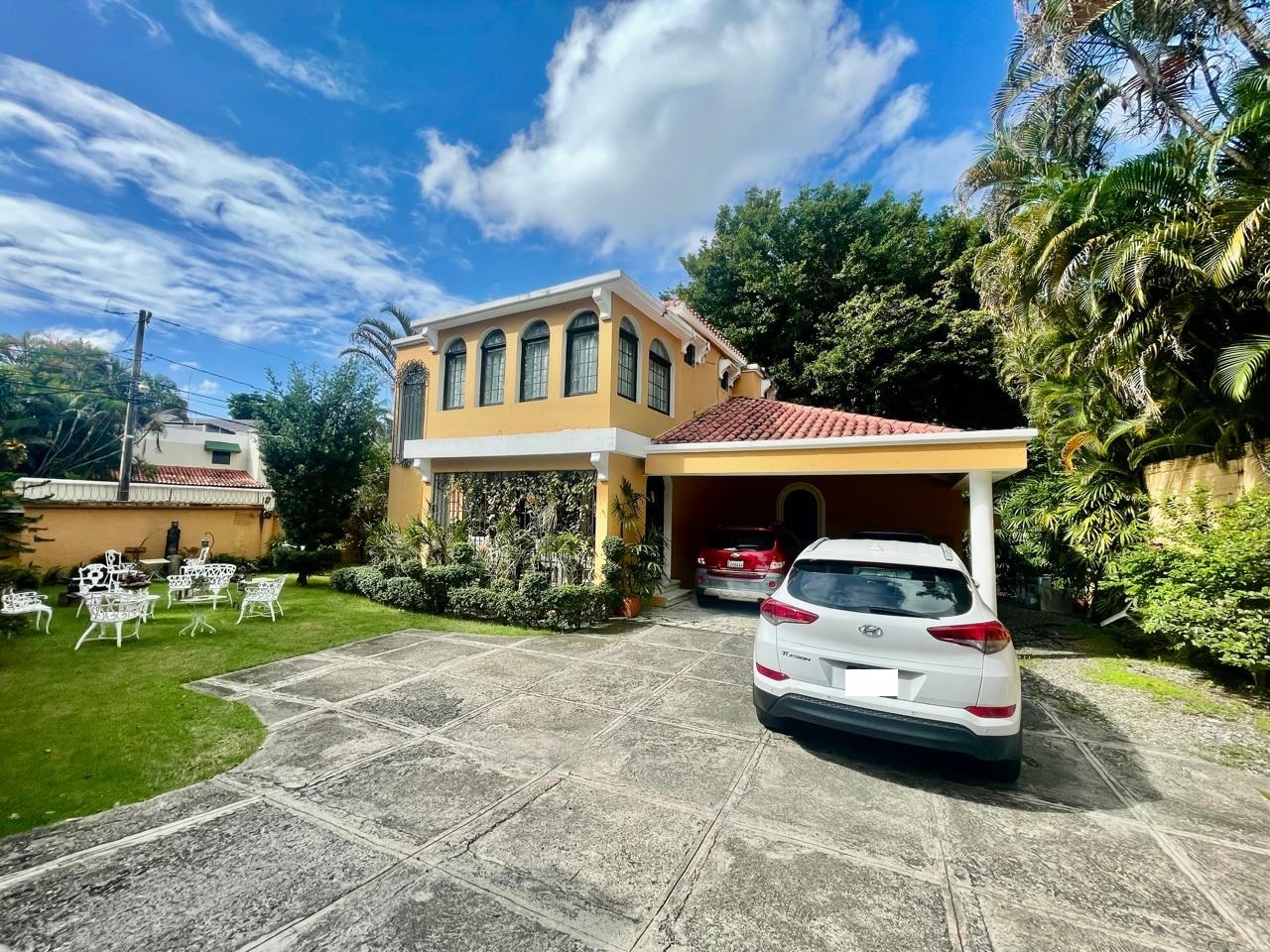 casas - Casa en Arroyo Hondo Viejo a paso de los Pinos 0