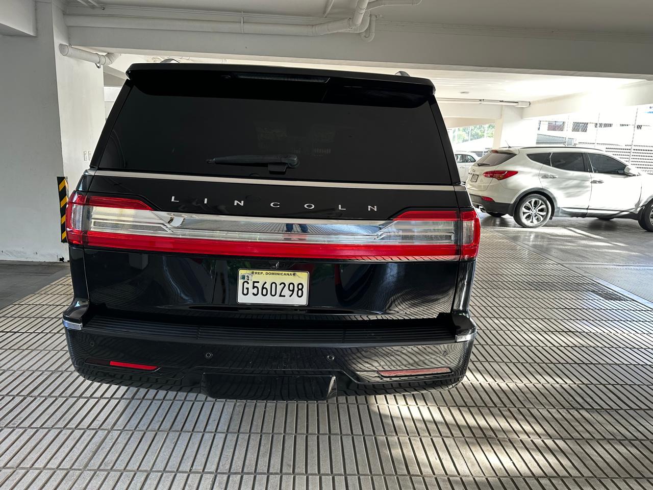 jeepetas y camionetas - Jeepeta Lincoln Navigator 3