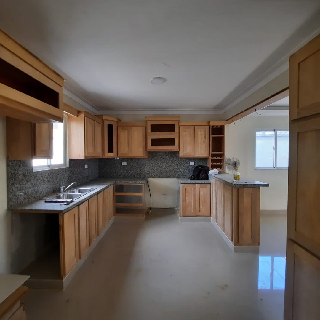 casas - Casa en la autopista de san Isidro prado oriental  6