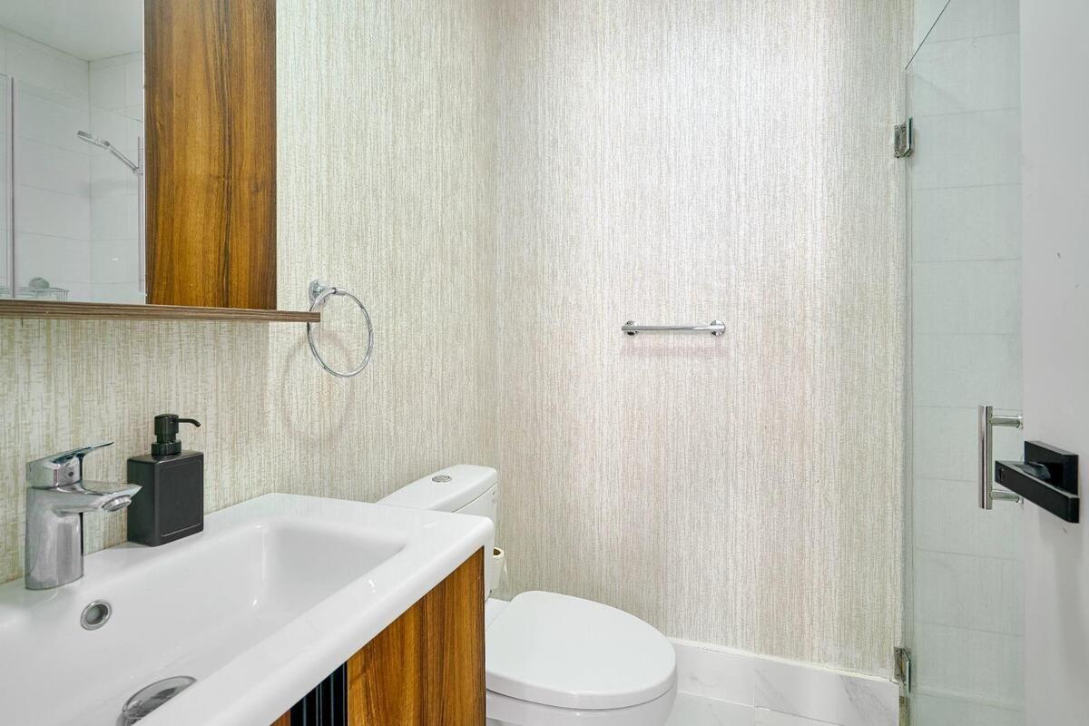 apartamentos - Venta Apartamento de 2 habitaciones Piantini, Torre de Lujo 8