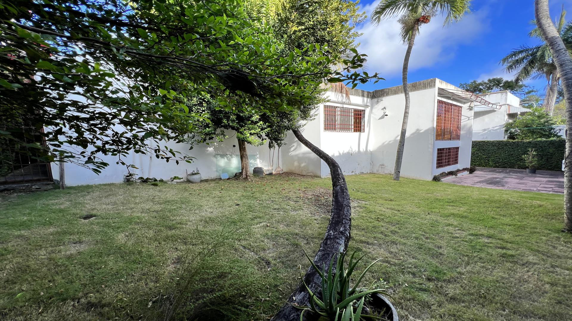 casas - Casa de 3 hab. + estudio en Ensanche Julieta 1