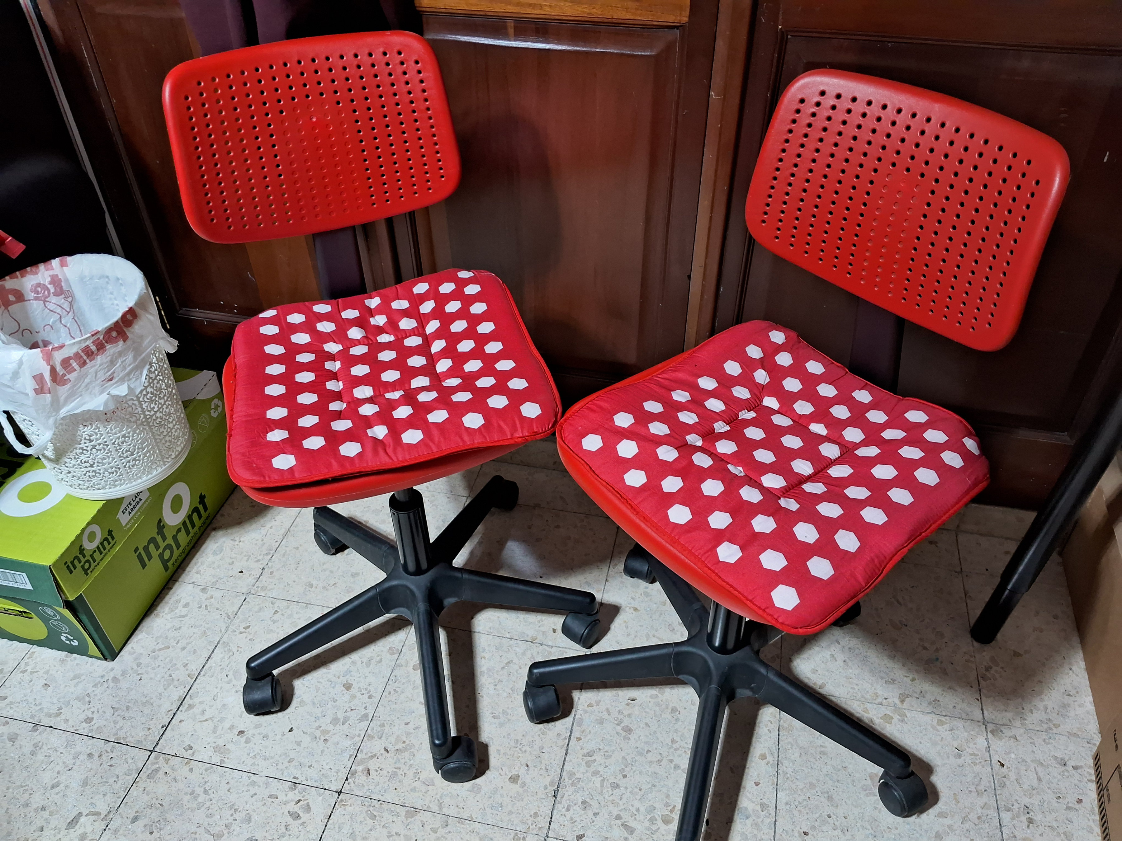 muebles y colchones - SILLAS CON RUEDAS LOTE DE 2 UNIDADES
