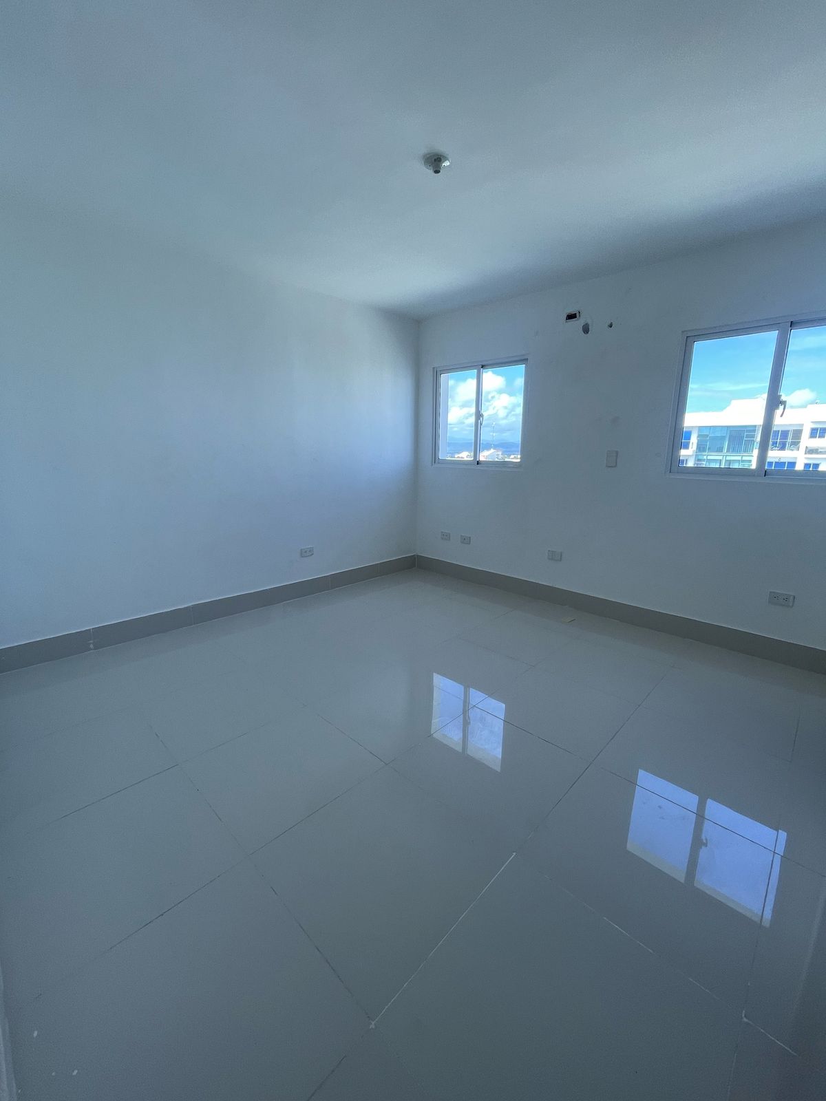 apartamentos - rento 7mo piso cerro altos  8