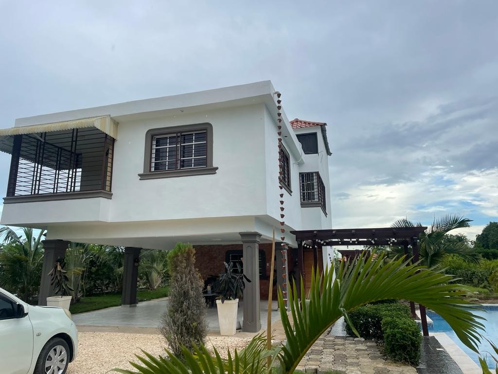 solares y terrenos - Finca Ganadera agricola y Vacacional Full en Monte Plata de 460 tareas  2