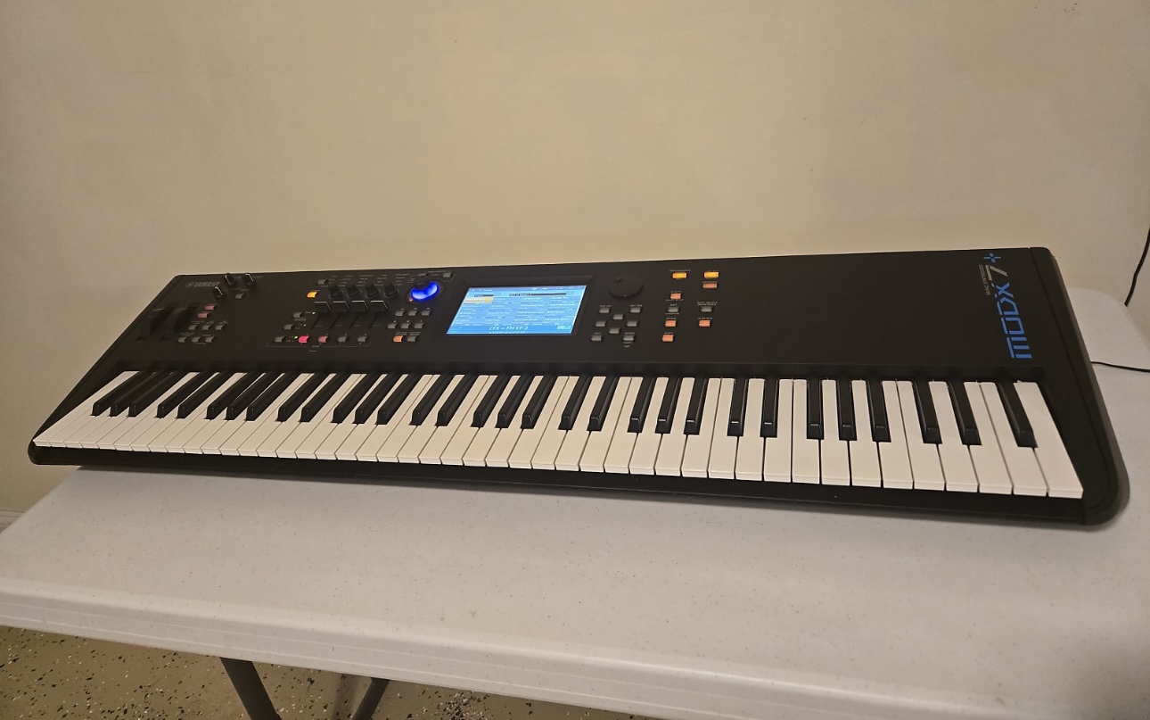 instrumentos musicales - Yamaha modx7+