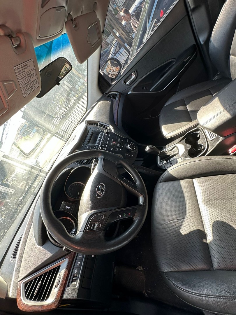 jeepetas y camionetas - HYUNDAI SANTA FE 2018 GRIS 7