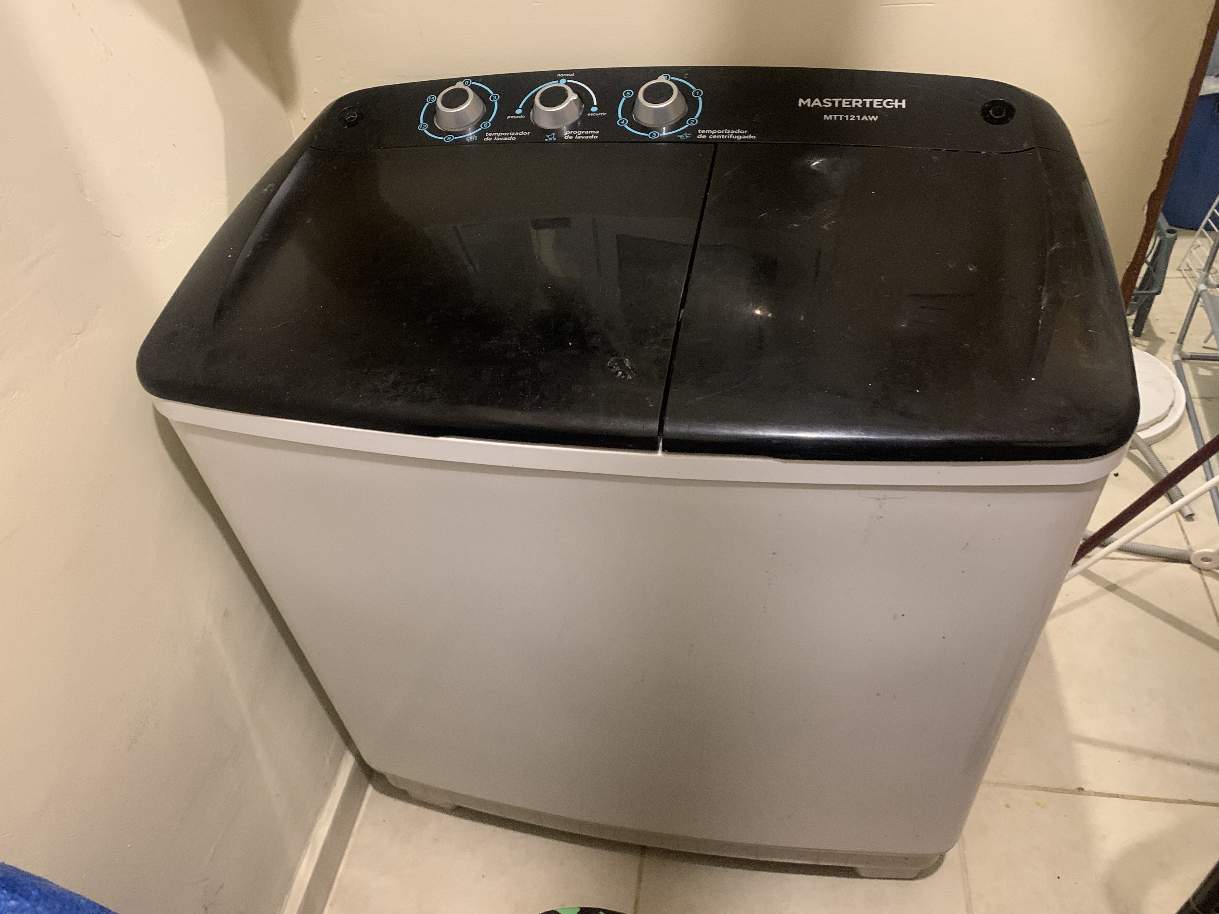 electrodomesticos - Lavadora Mastertech 18 libras  1