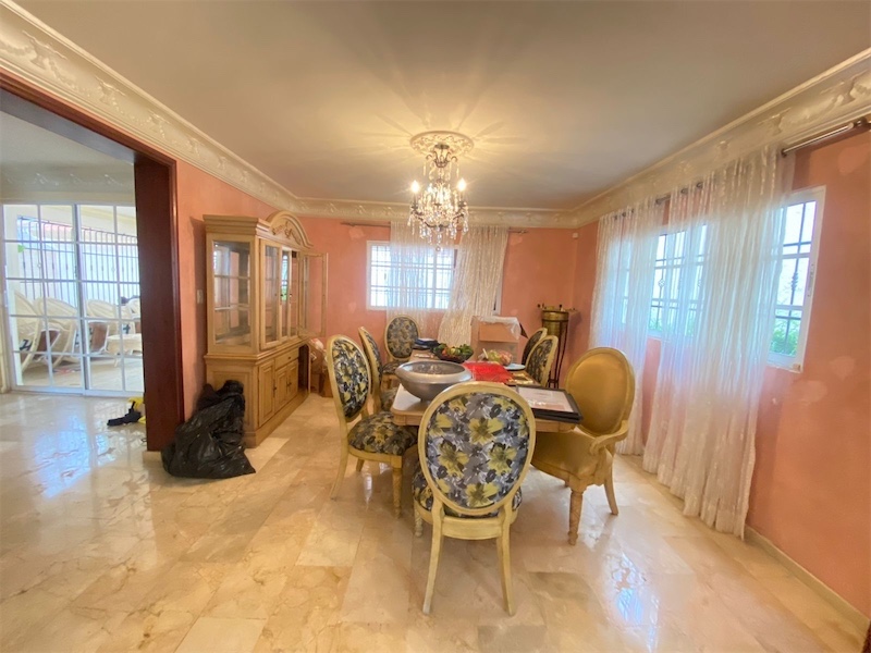casas - Venta de casa en los cerros de Arroyo Hondo Distrito Nacional de 525mts 7