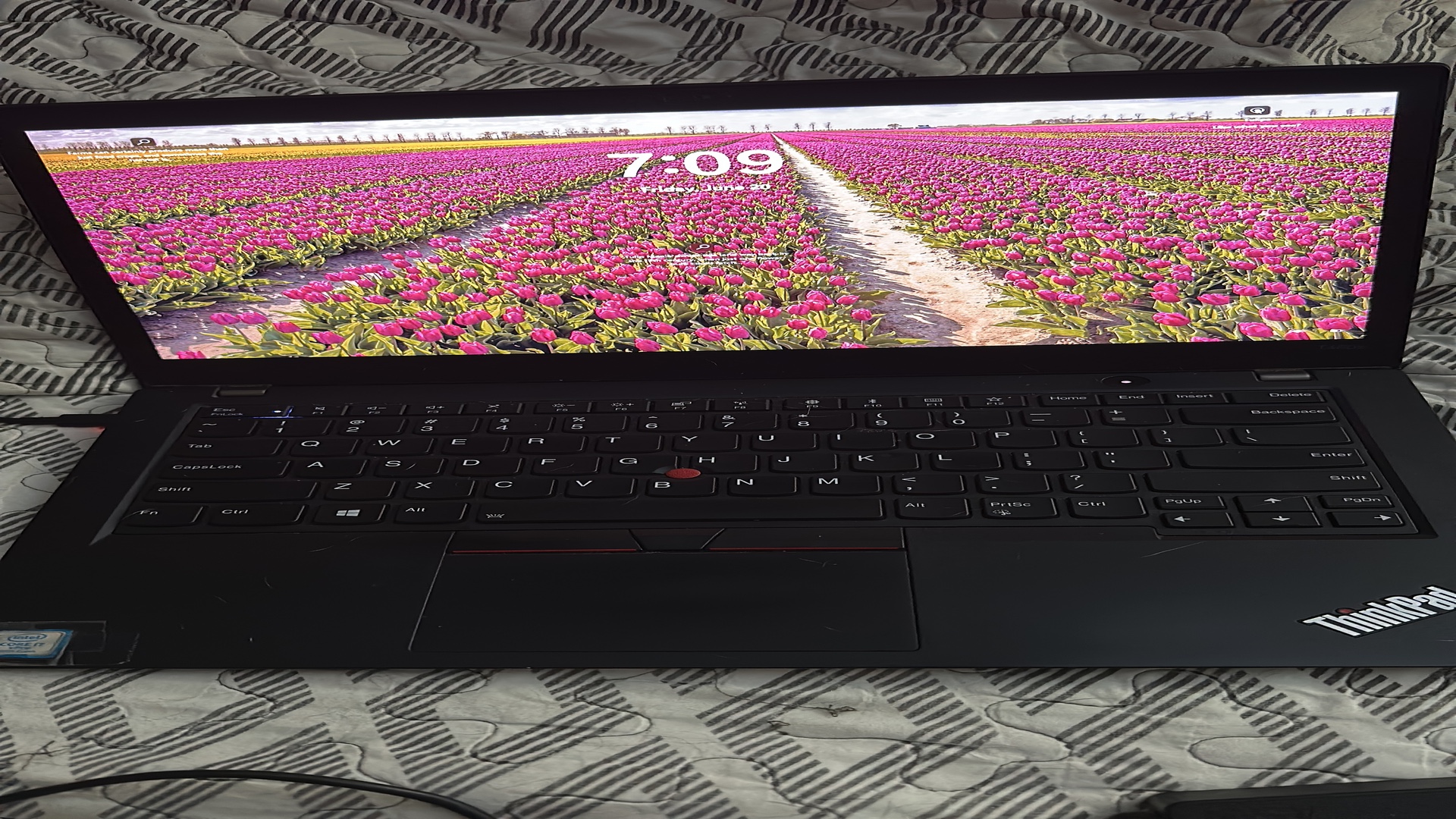 computadoras y laptops - Laptop Lenovo Thinkpad i7 8th gen touchscreen usad 0