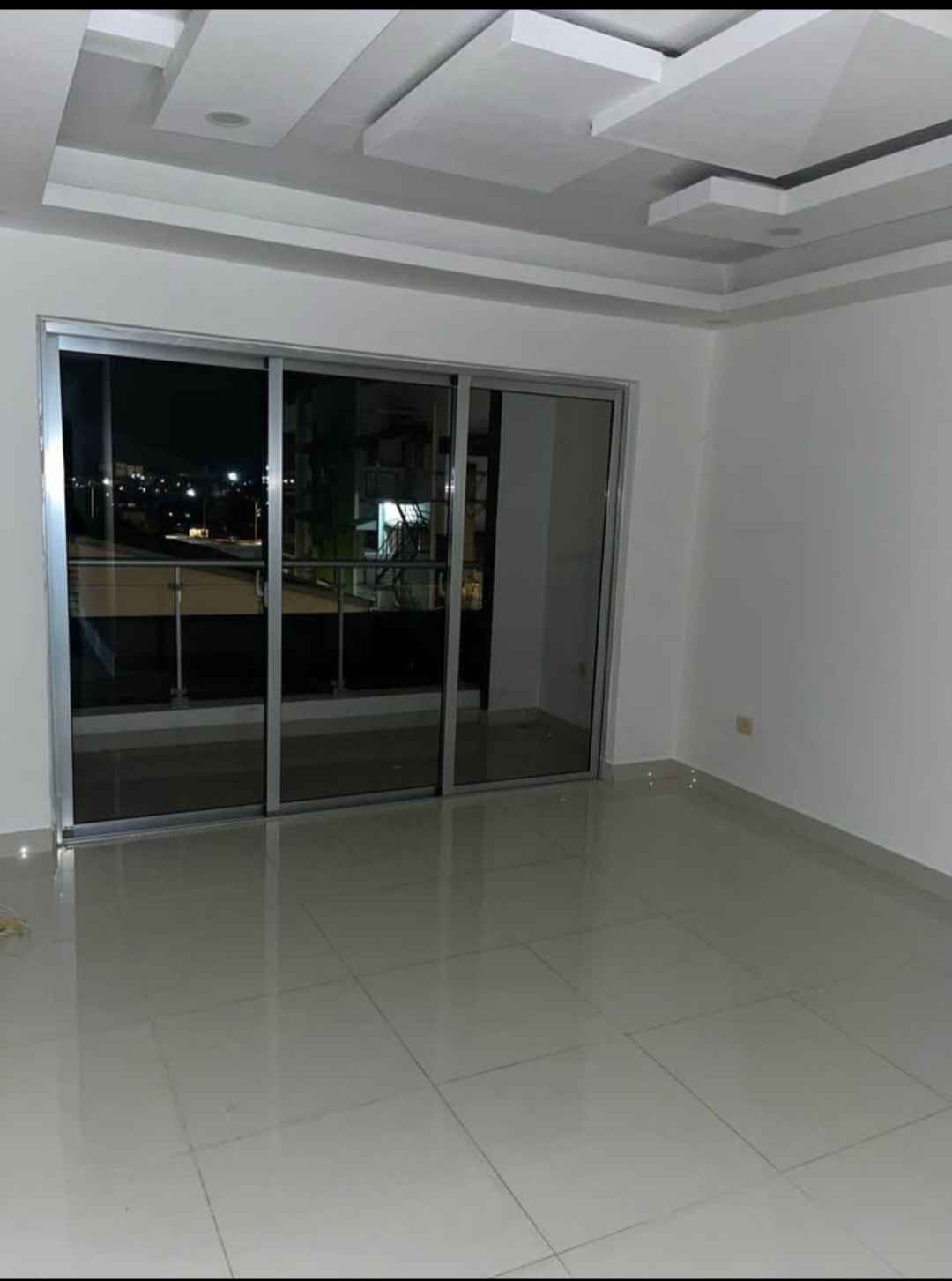 apartamentos - Hermoso  apto. Torre  royal palm II 0