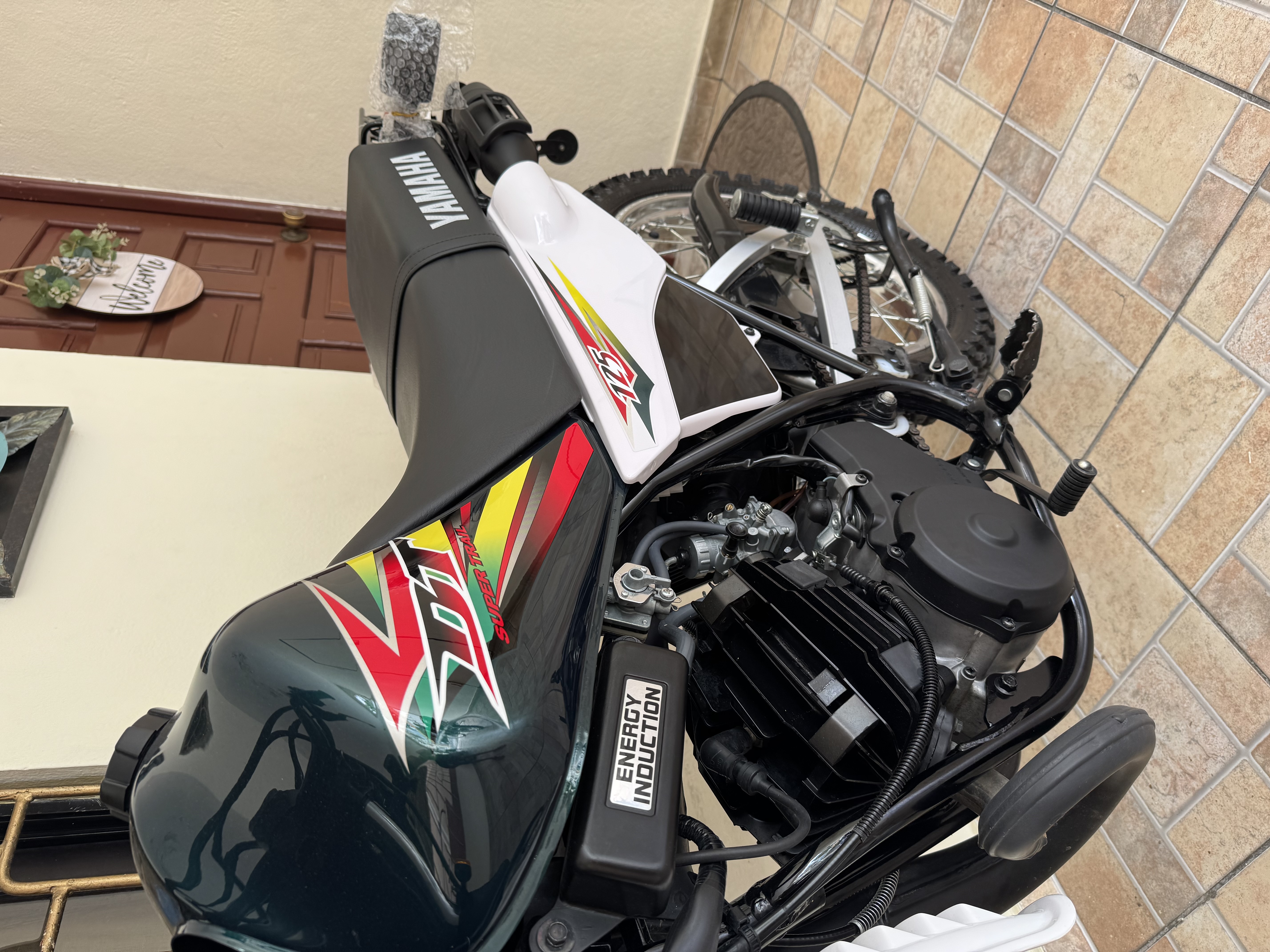 motores y pasolas - Yamaha Dt 2024 días de uso, condición de nuevo  2