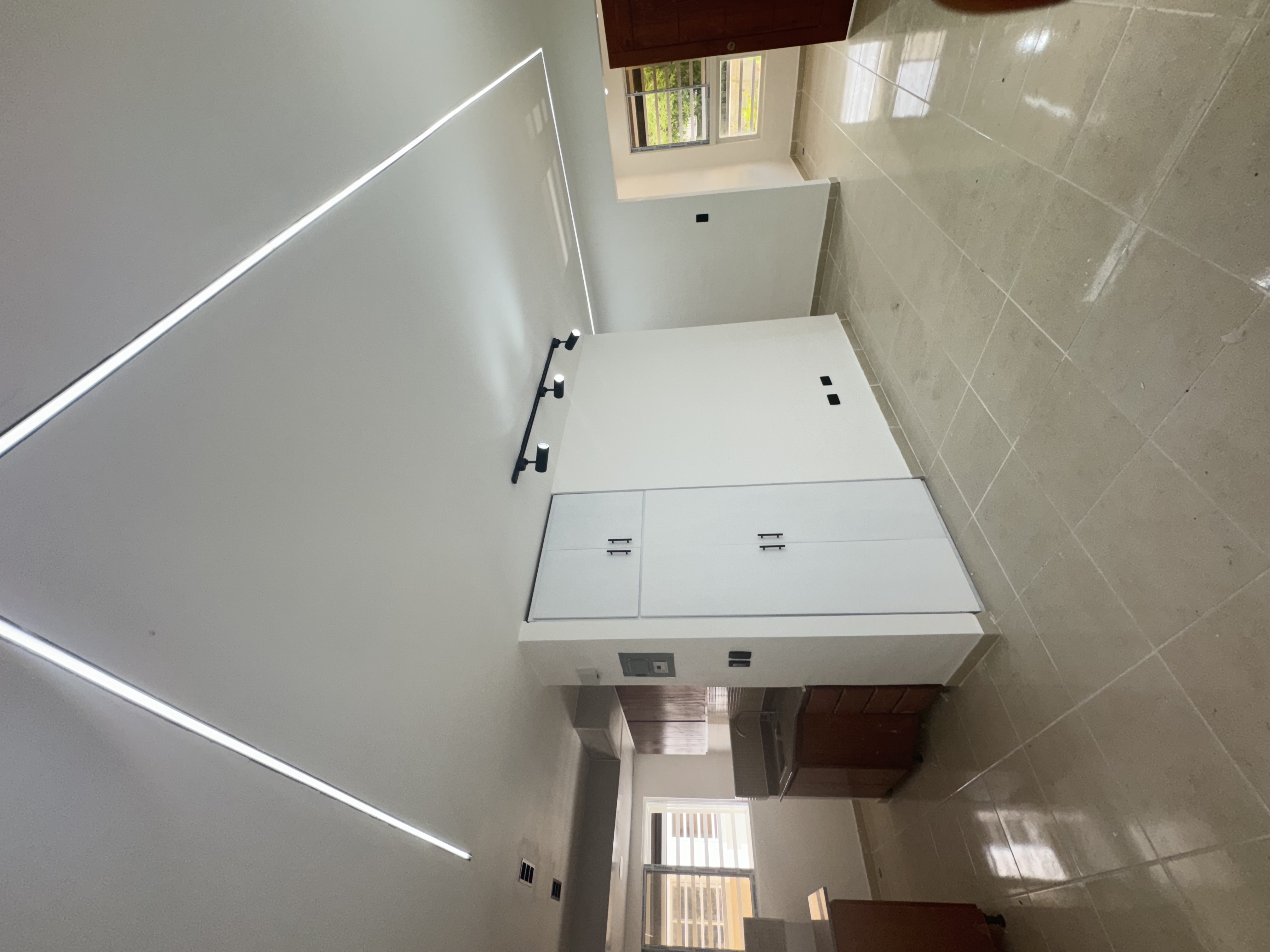 apartamentos - Apartamento con 1 año de construcción en la marginal de las Américas  1