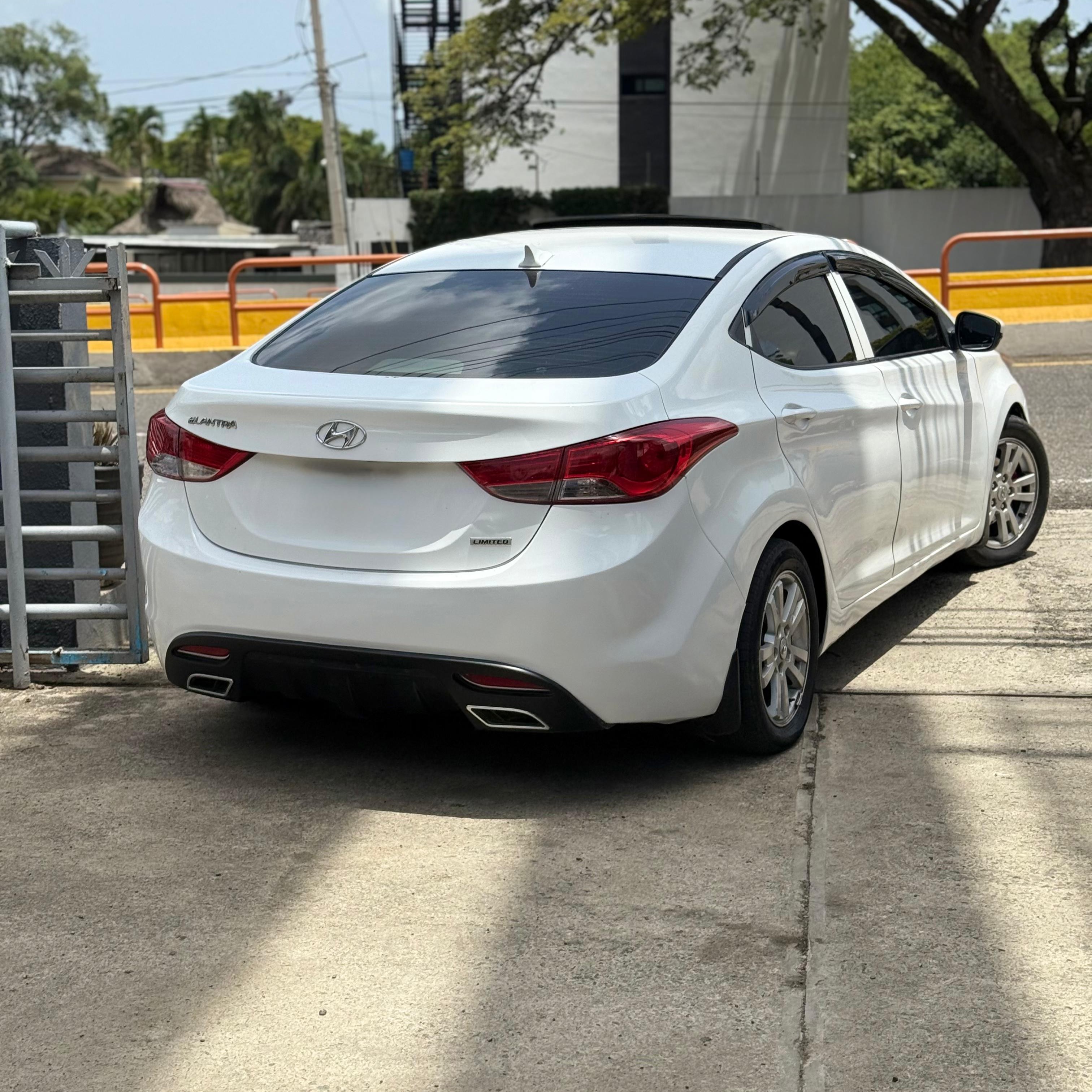 carros - Hyundai Elantra 2013 Limited 1