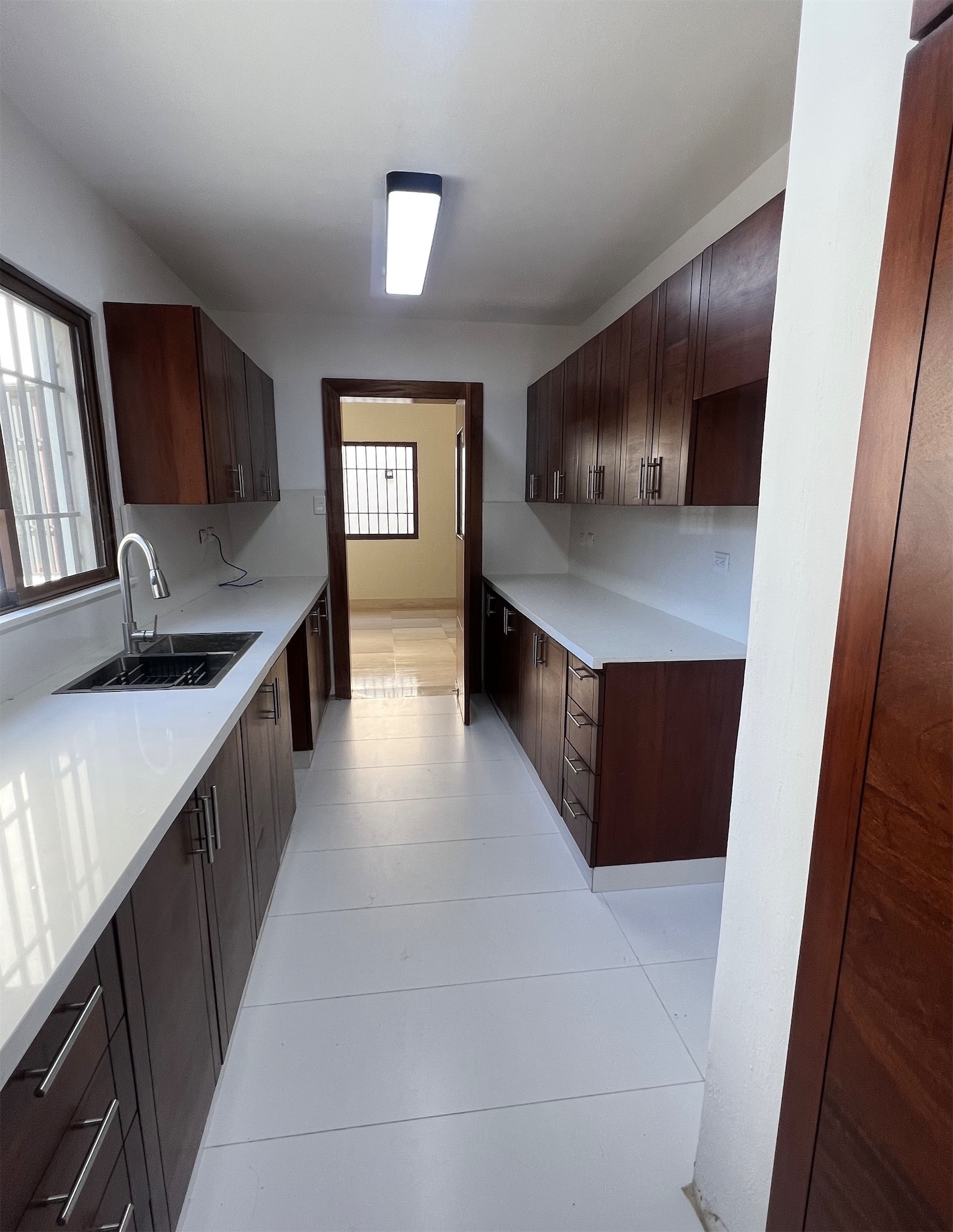 casas - DISPONIBLE Paraíso casa en proyecto cerrado de 4 habitaciones 1
