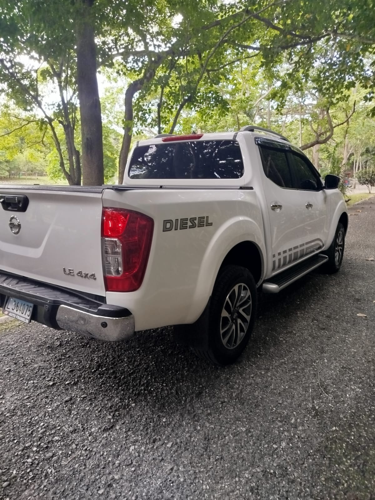 jeepetas y camionetas - Nissan Frontier NP 300, 2017 Full 2