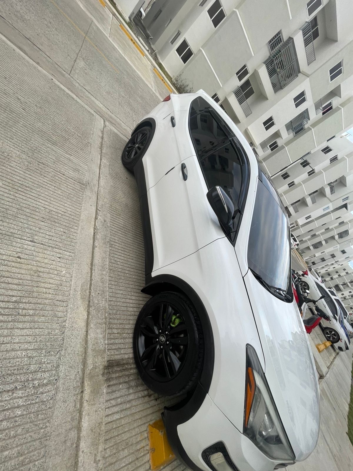 jeepetas y camionetas - Hyundai Santa Fe 2013 4
