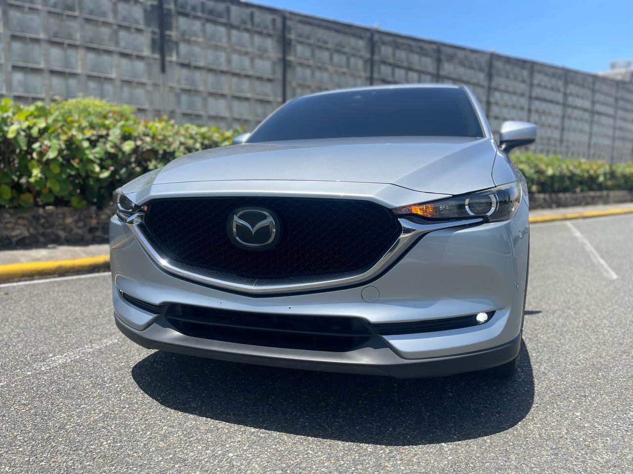 jeepetas y camionetas - Vendo Mazda cx5 touring 2019 1