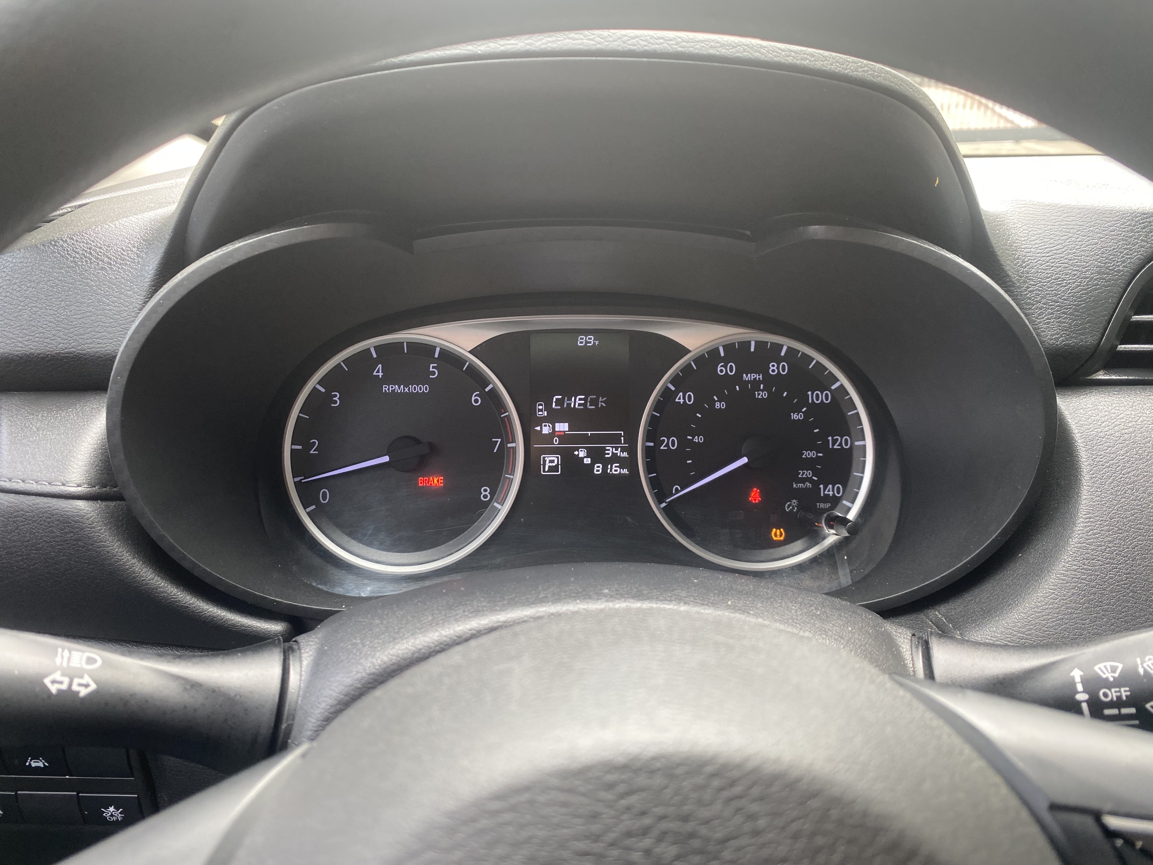 carros - Oferta! Nissan Versa 2020 clean carfax 4