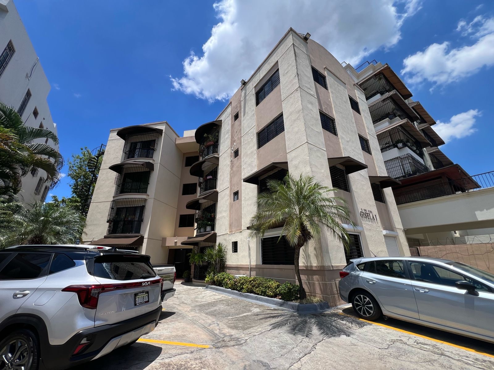 apartamentos - Apartamento en Alquiler, Arroyo Hondo 9