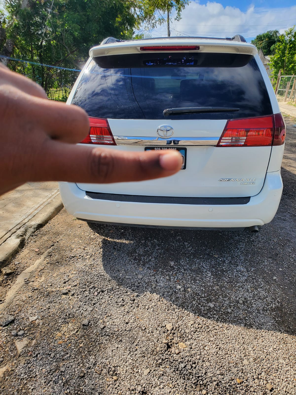 otros vehiculos - Vendo Sienna 2004 1