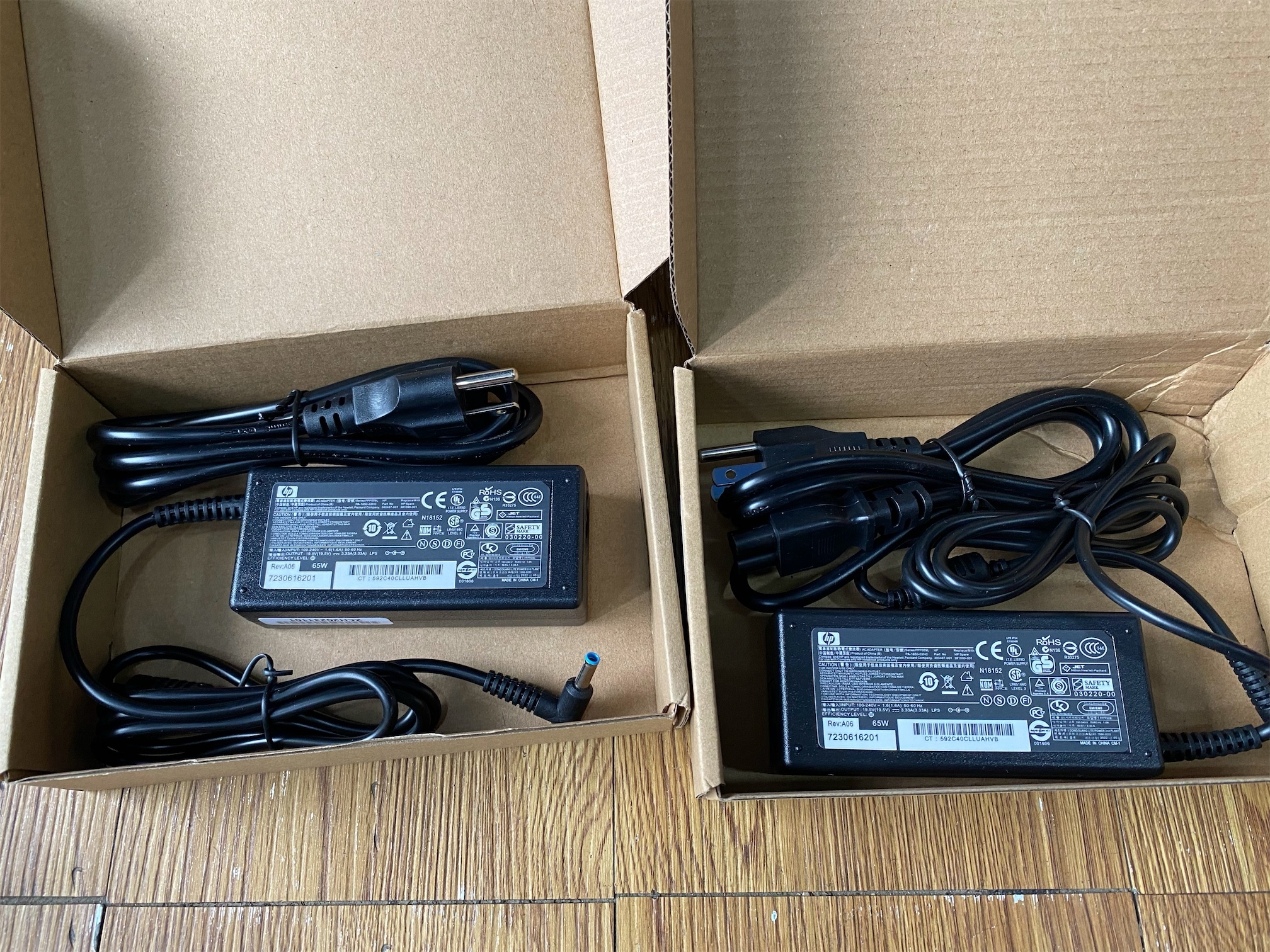 computadoras y laptops - cargador HP punta azul 60w 90W 3