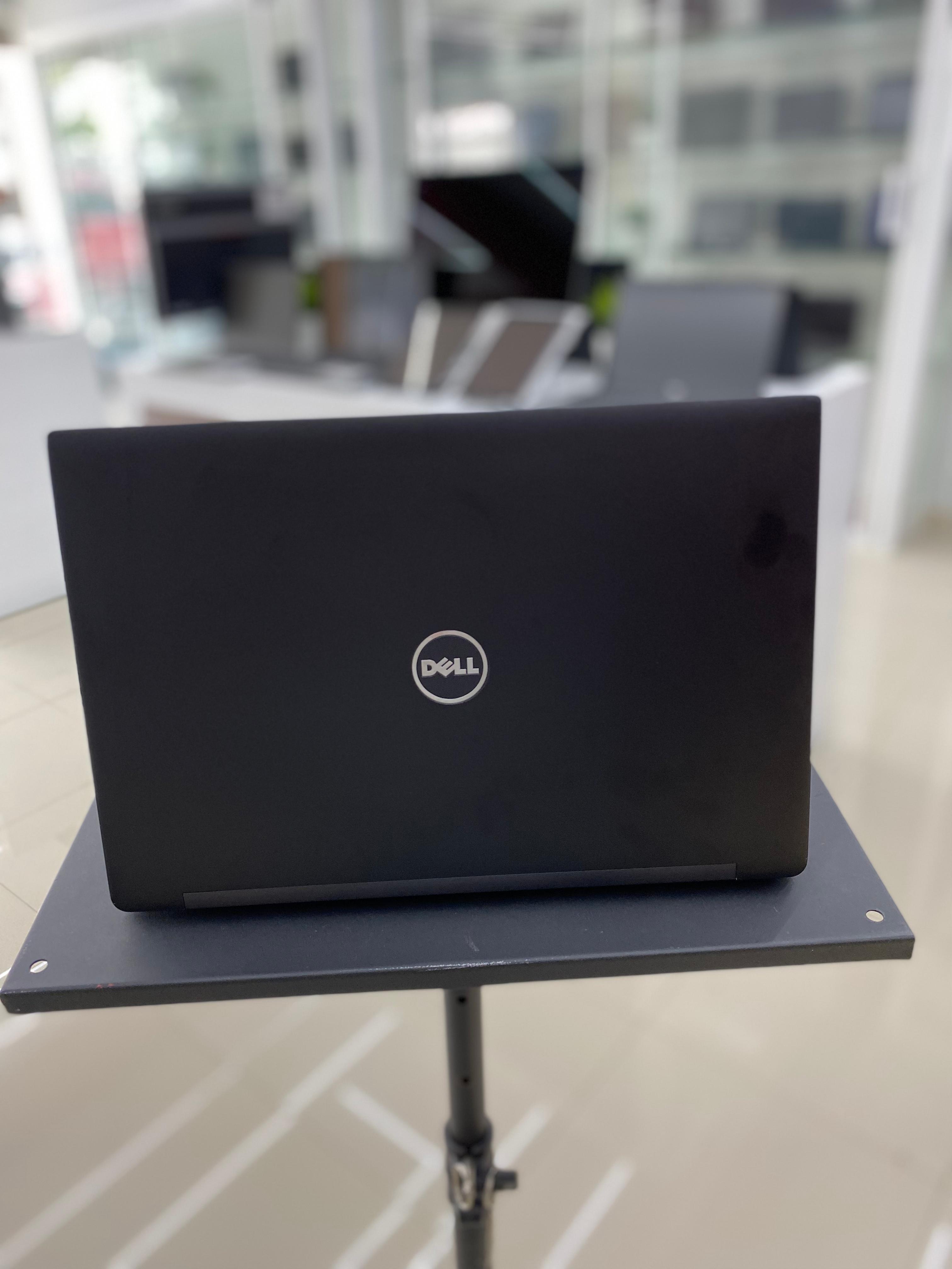 computadoras y laptops - Laptop Dell Latitude E7280 core i7 7ma Gen 13 pulg 2