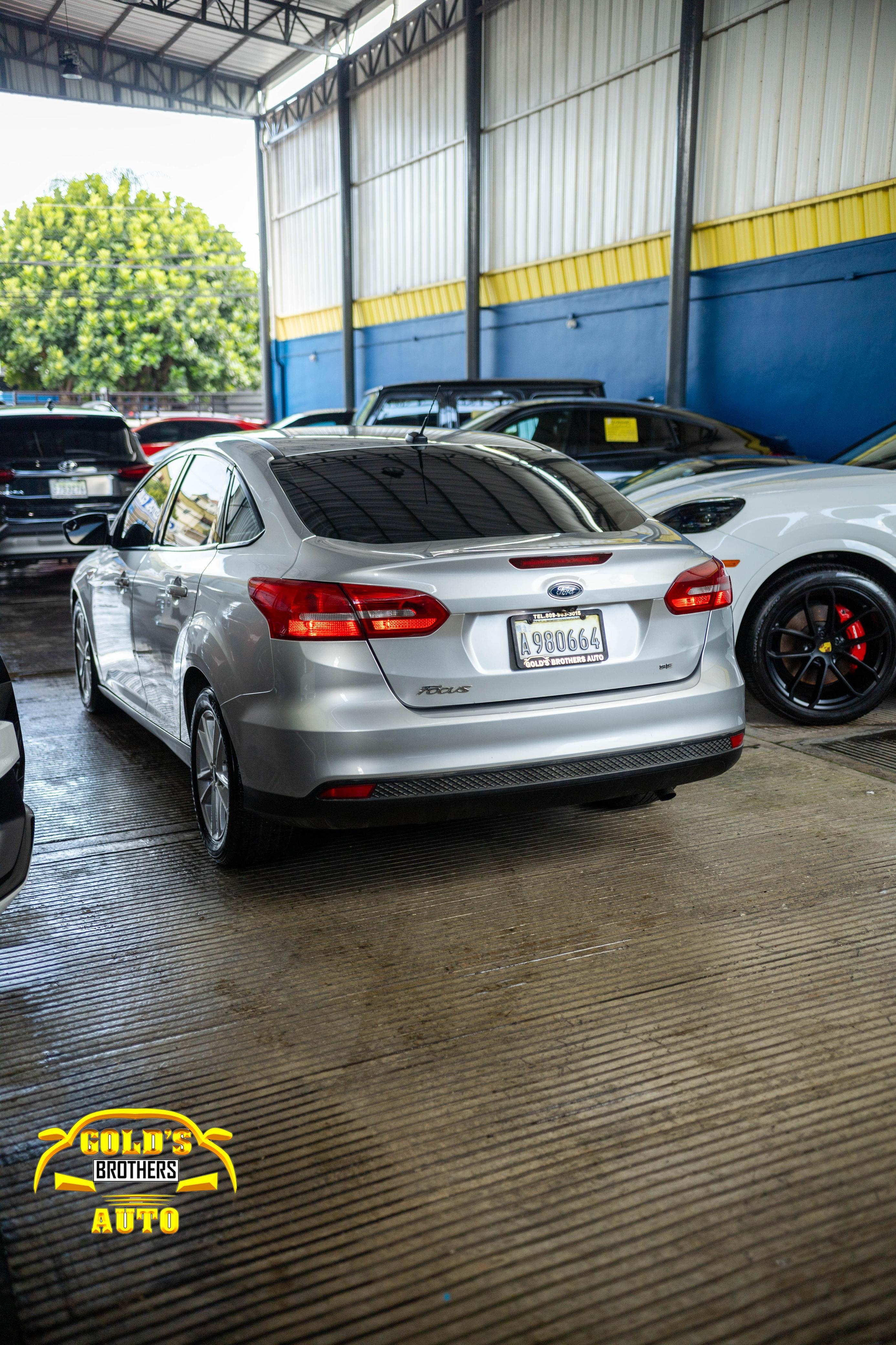 carros - Ford Focus SE 2018 Clean Carfax 3