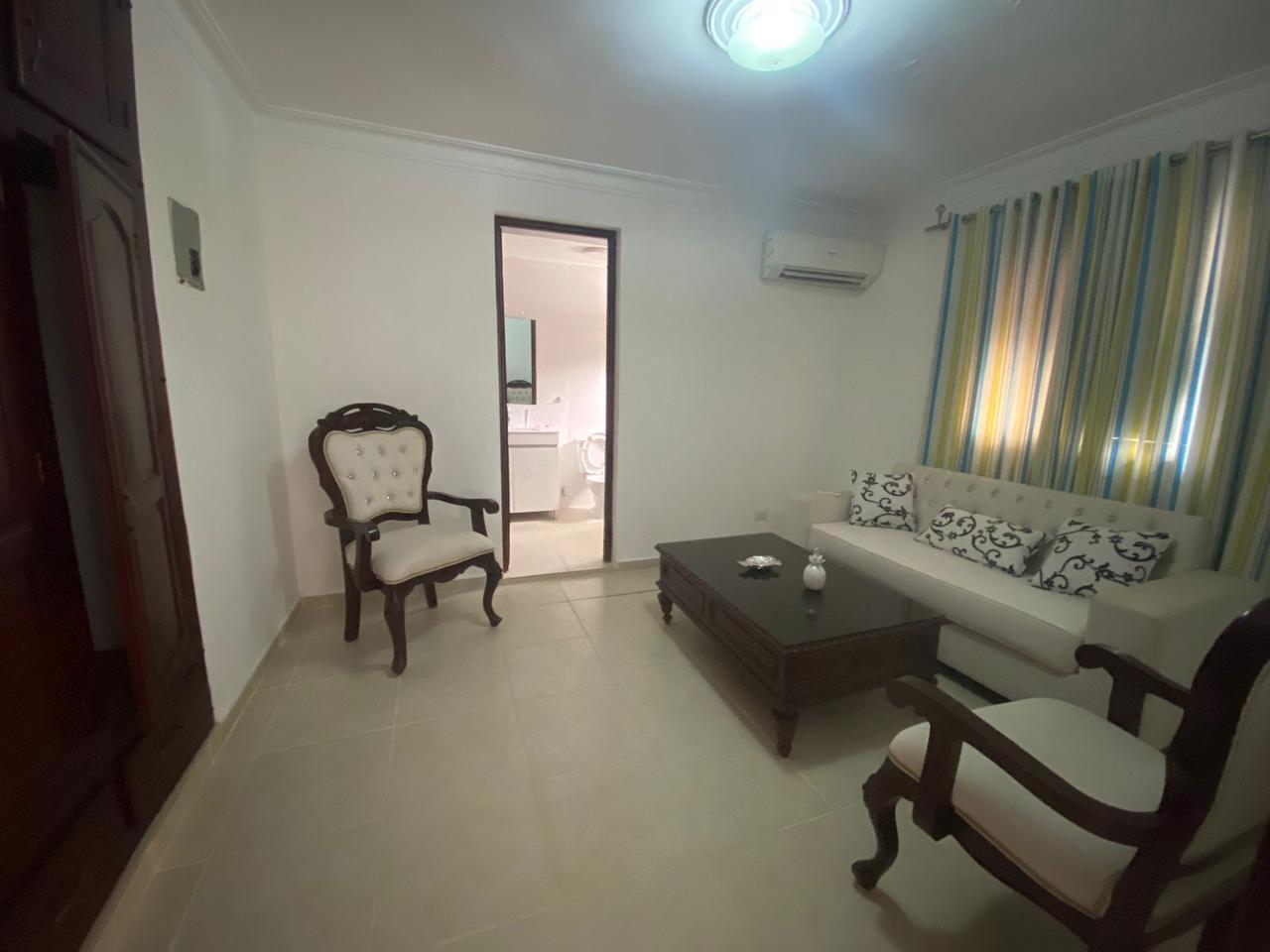 casas - CASA EN VENTA EN LOS JARDINES DEL NORTE, SANTIAGO. 3