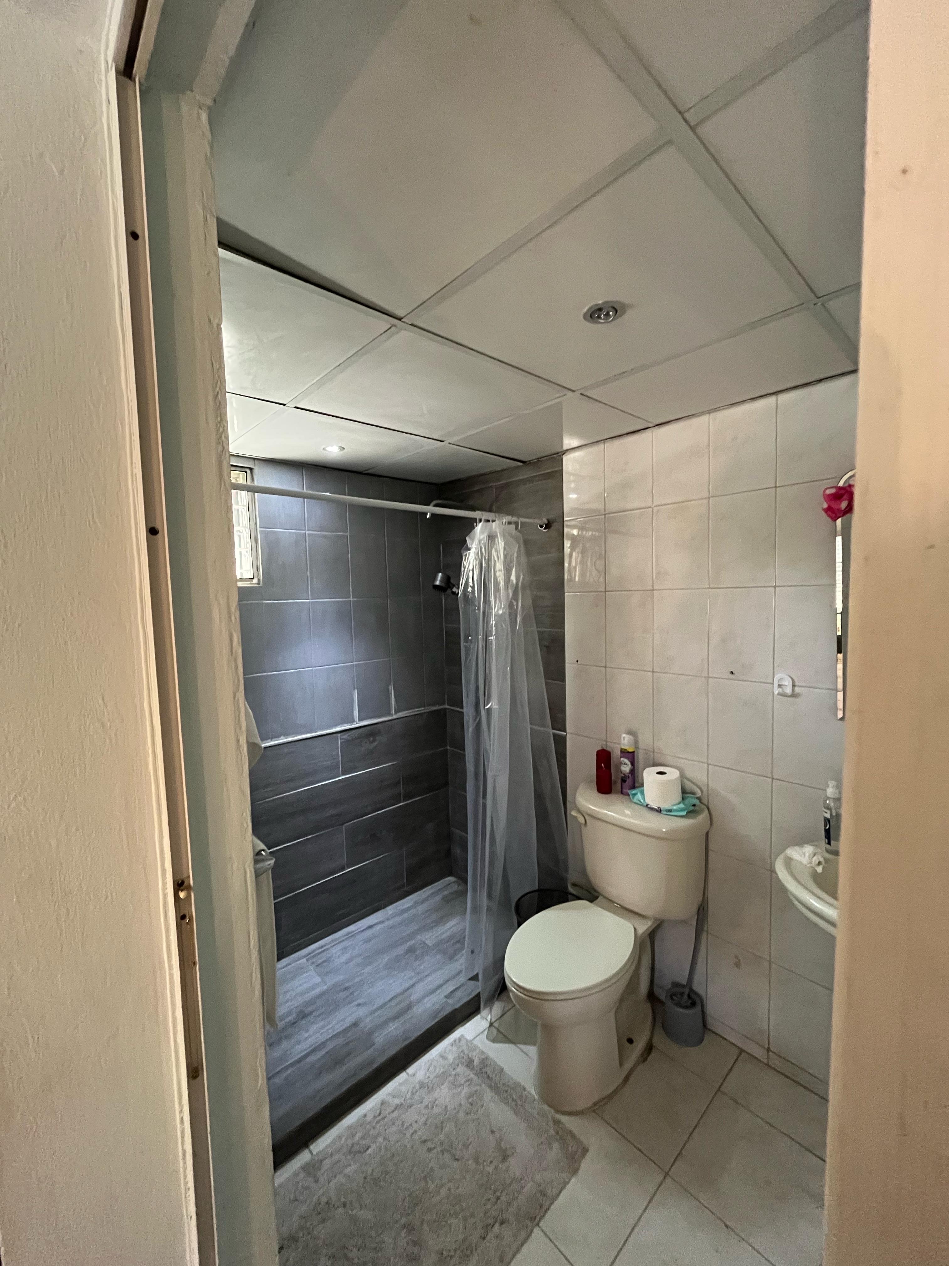 apartamentos - APARTAMENTO A 3 MINUTOS DE LA JACOBO MAJLUTA - Negociable ‼️ 4