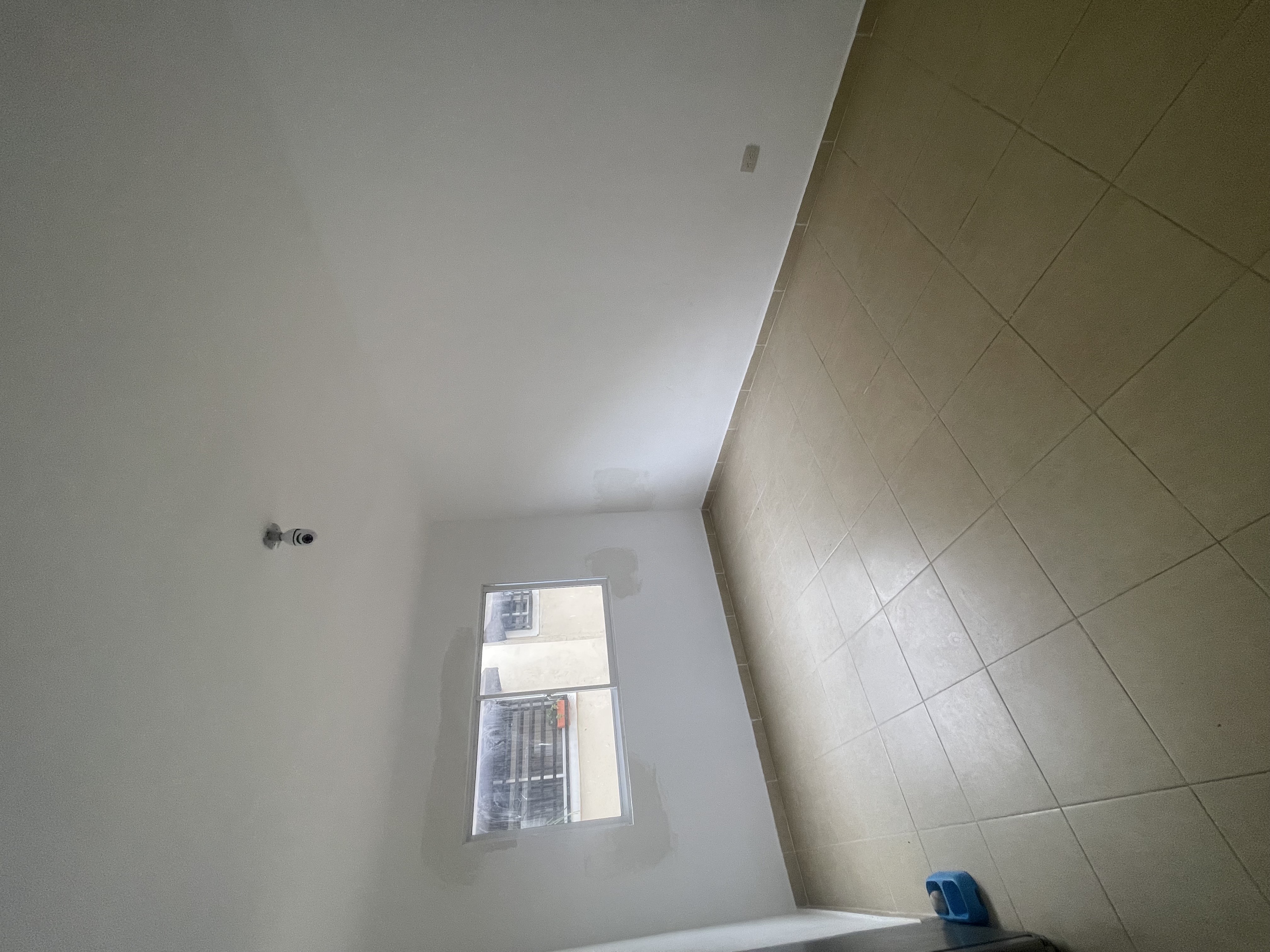 apartamentos - alquilo dormitorio compartido con chica  1