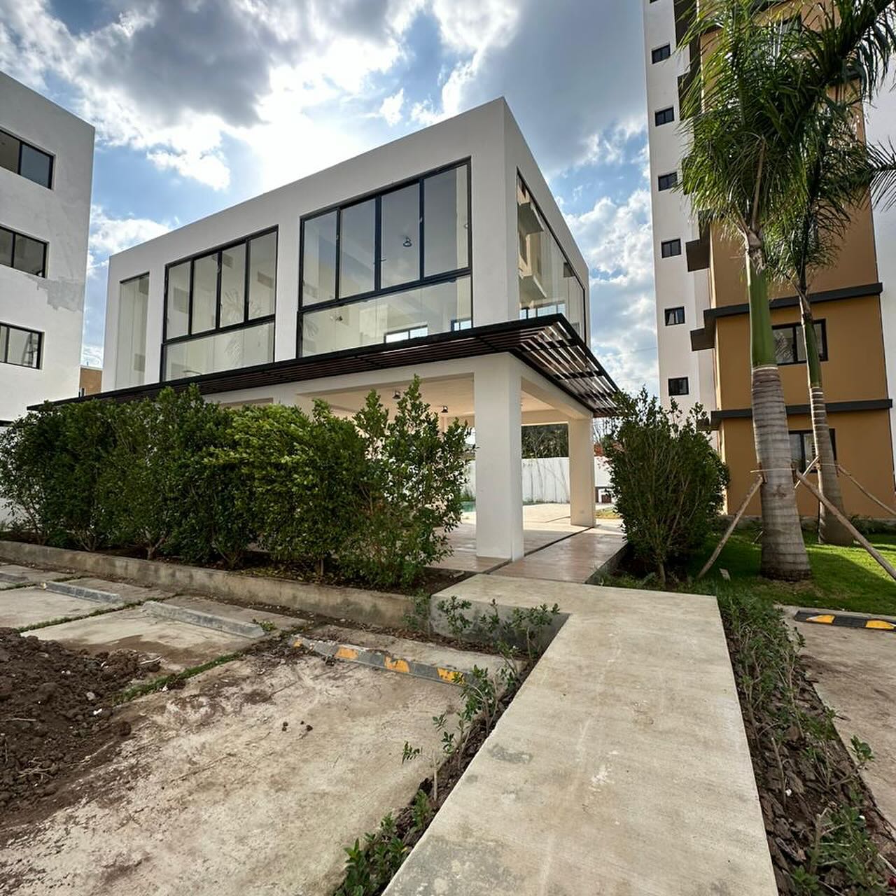 apartamentos - alquilo departamento 2nivel en los álamos  4