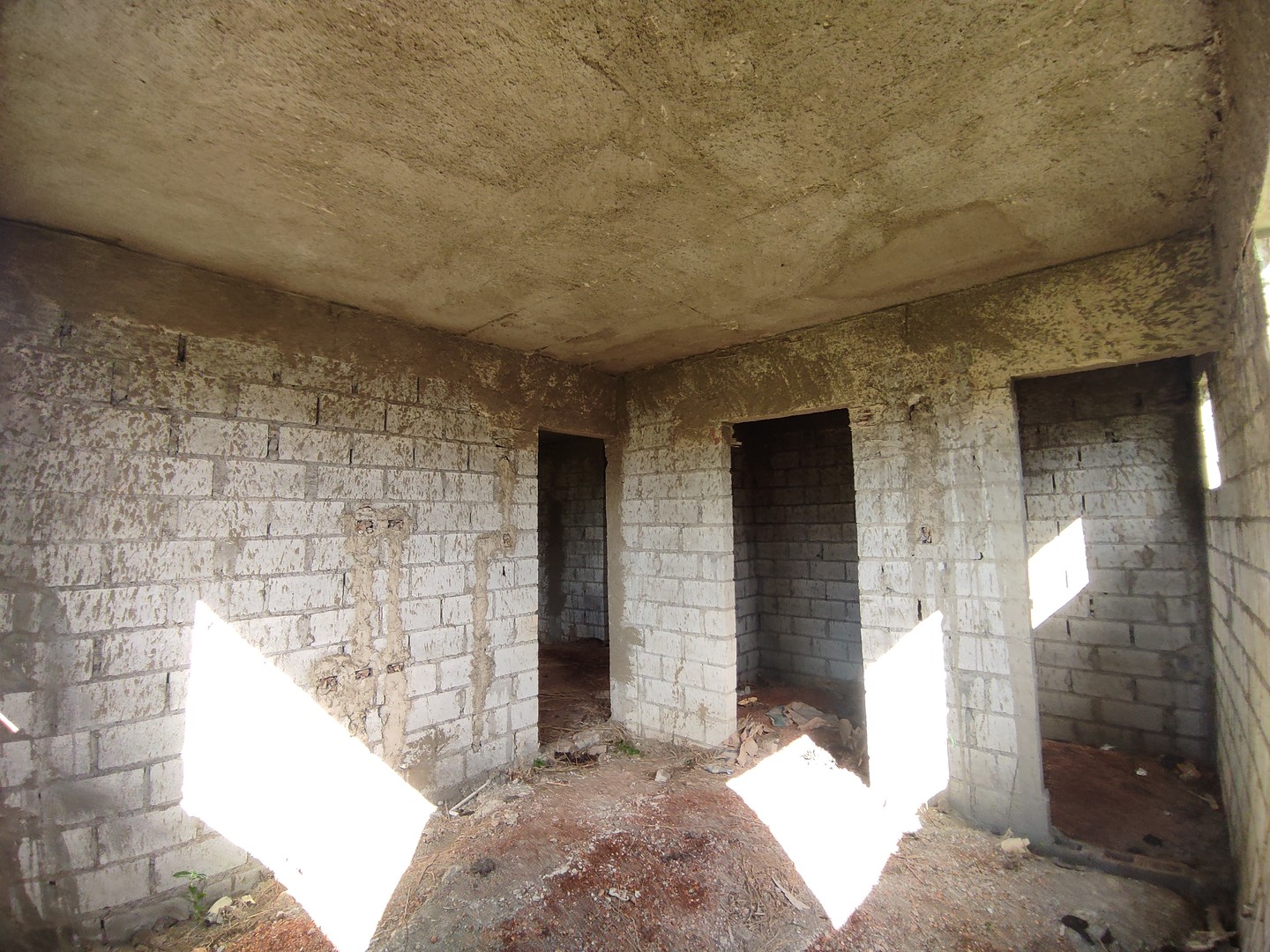 casas - SE VENDE Amplia CASA EN CONSTRUCCION con Excelente Ubicación en Villa Visan  5