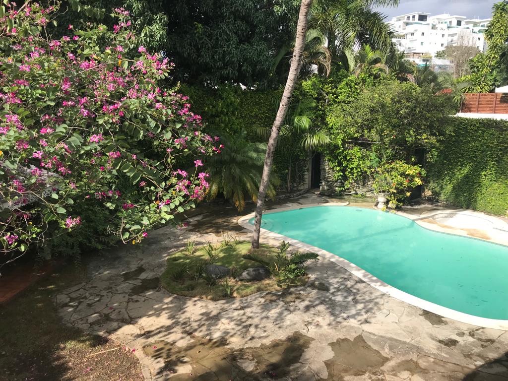 casas - Evaristo morales casa en alquiler  7