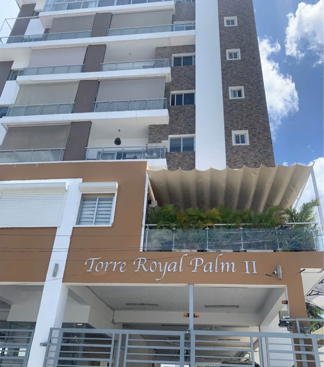 apartamentos - Hermoso  apto. Torre  royal palm II 1