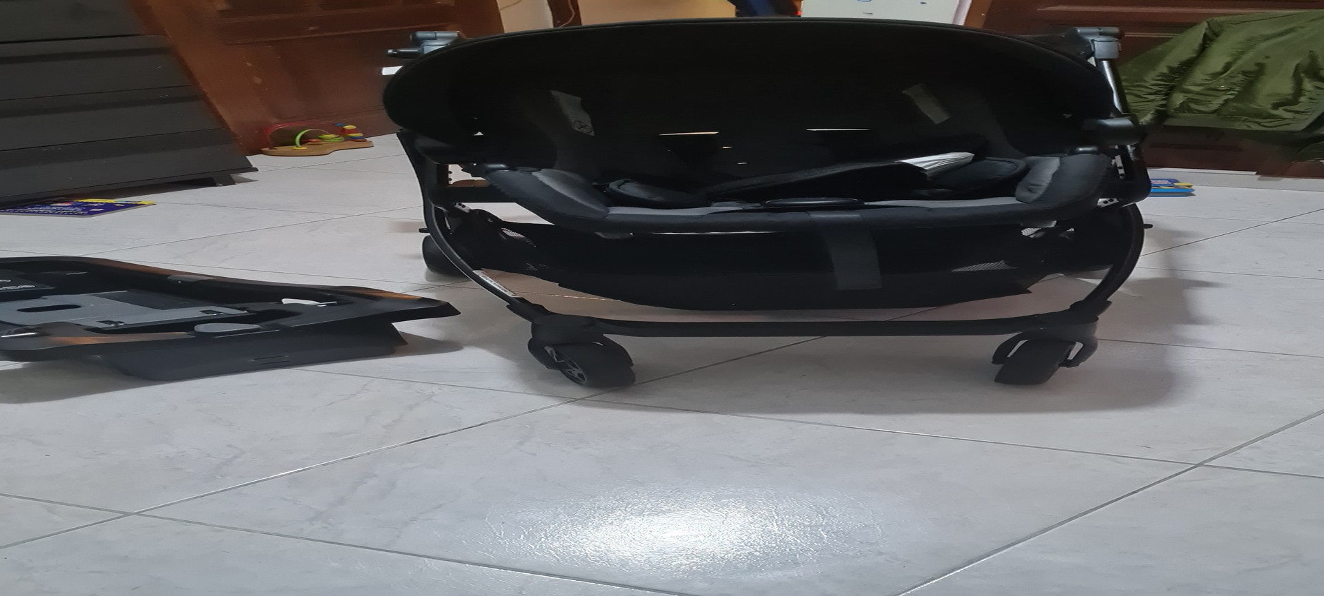 coches y sillas - Coche urbini 6 posiciones y silla carro 1