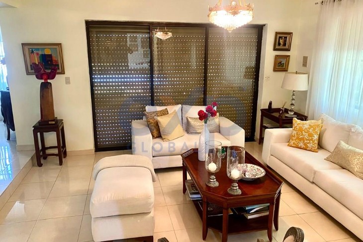 casas - Casa En venta en Julieta Morales 2