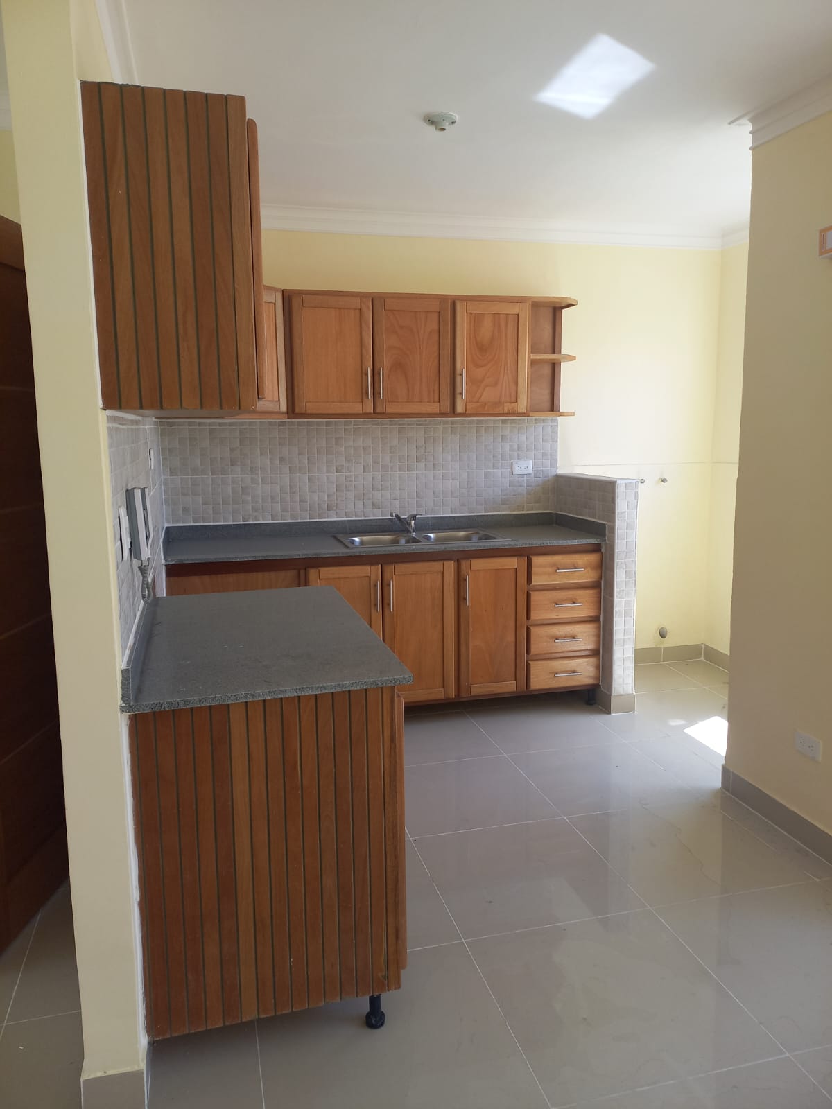 apartamentos - Av. Monumental  0