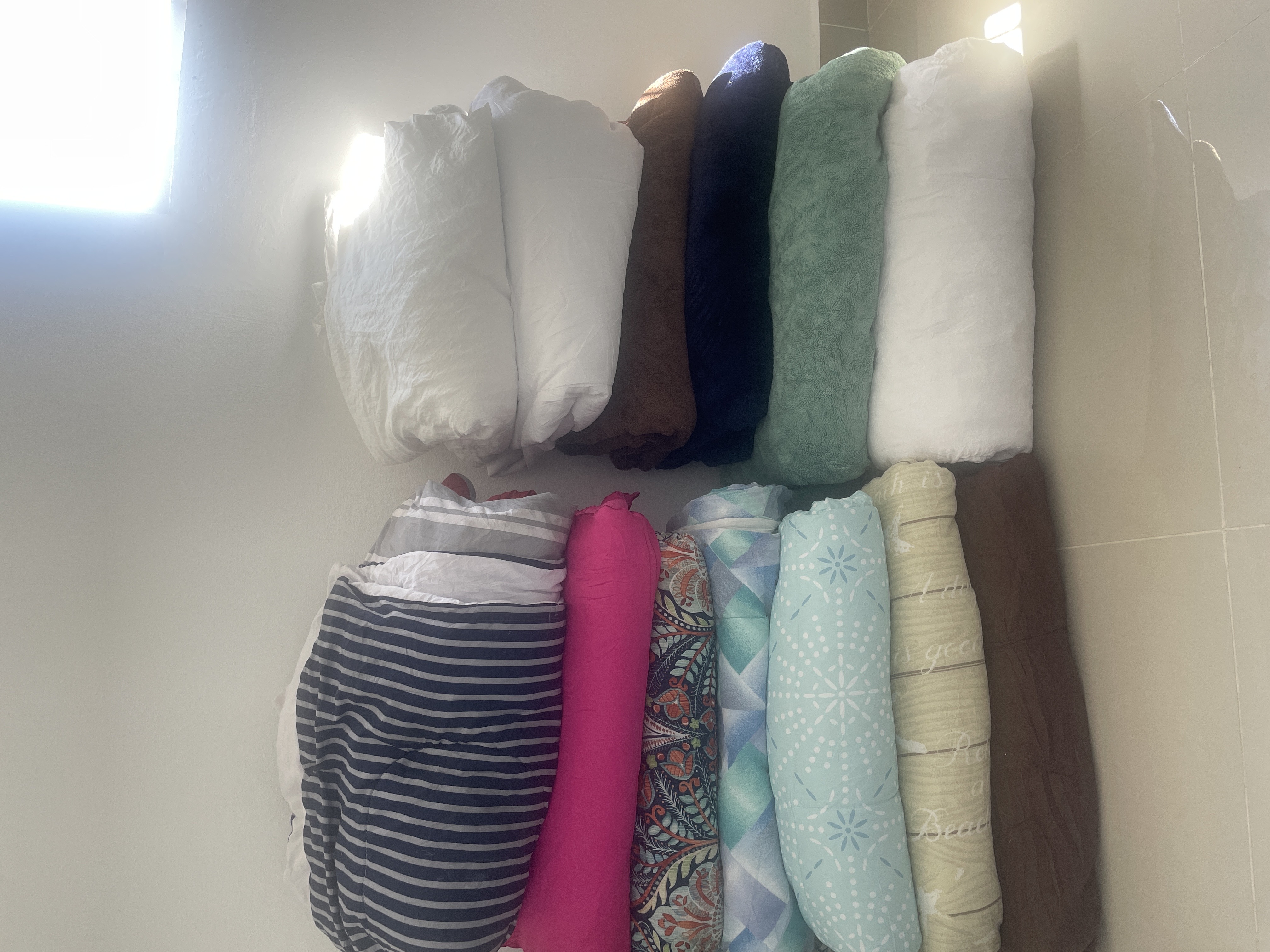 muebles y colchones - vendo colchas de paca de todos los tamaños 0