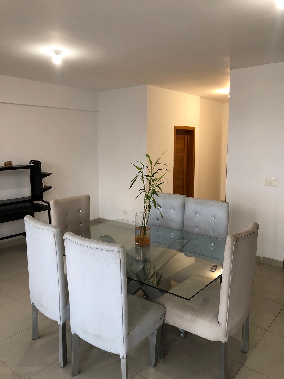 apartamentos - alquilo habitación amueblada en GaZcue( solo para estudiante ) 8092156103 nro Ws 4