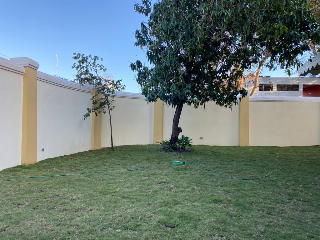 casas - Venta de casa en las praderas con 850mts Distrito Nacional  9