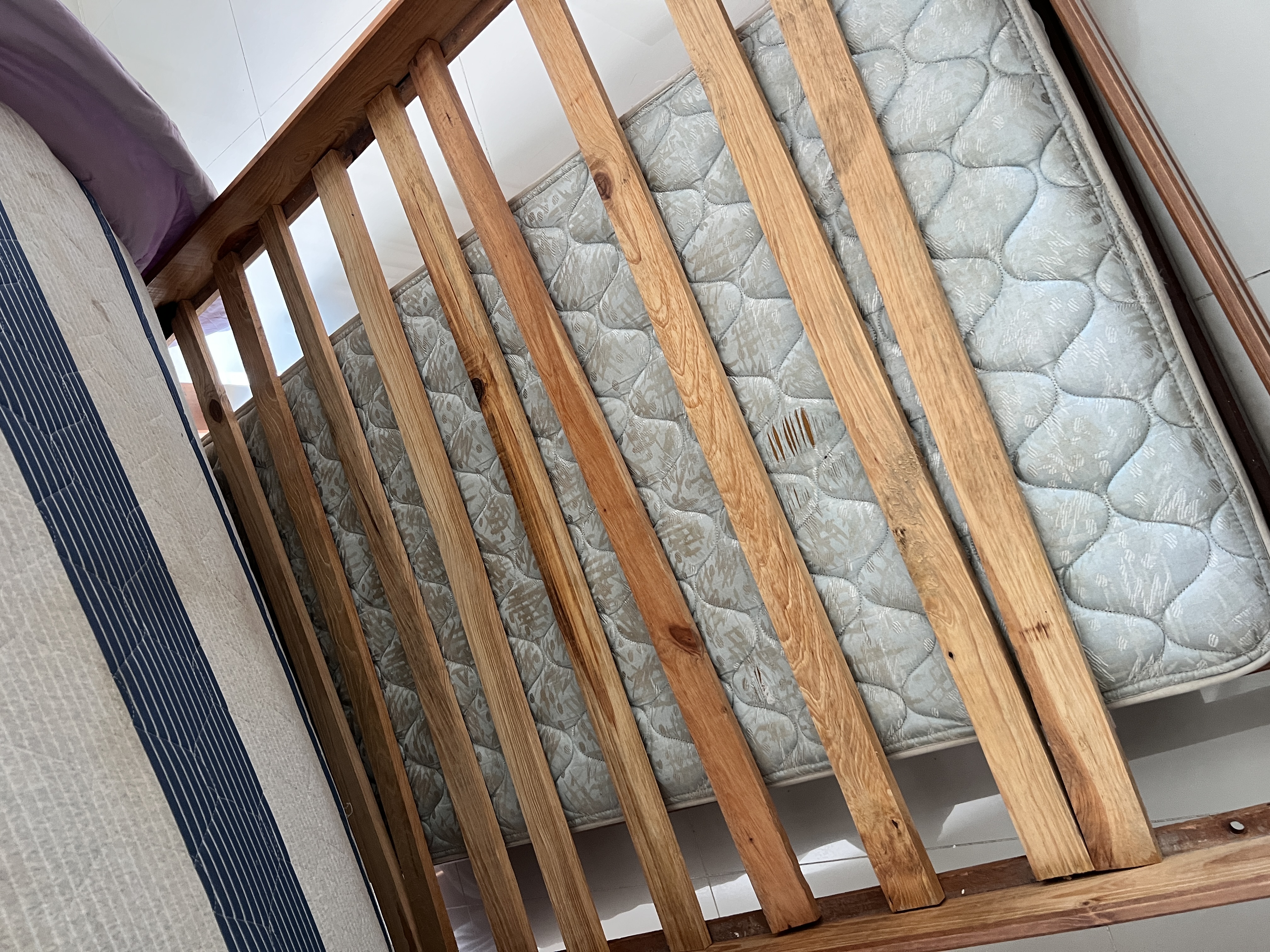 muebles y colchones - CAMA KING con colchón + Twin debajo sin colchon 3