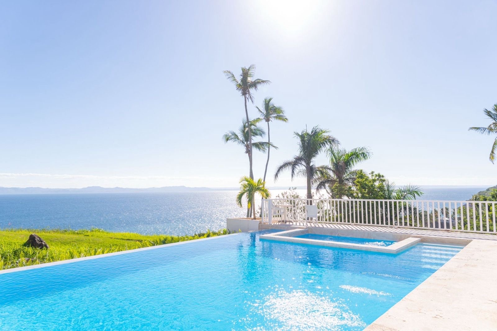 apartamentos - Samaná- Apartamento amueblado - Vista al mar - Piscina y Playa privada 0