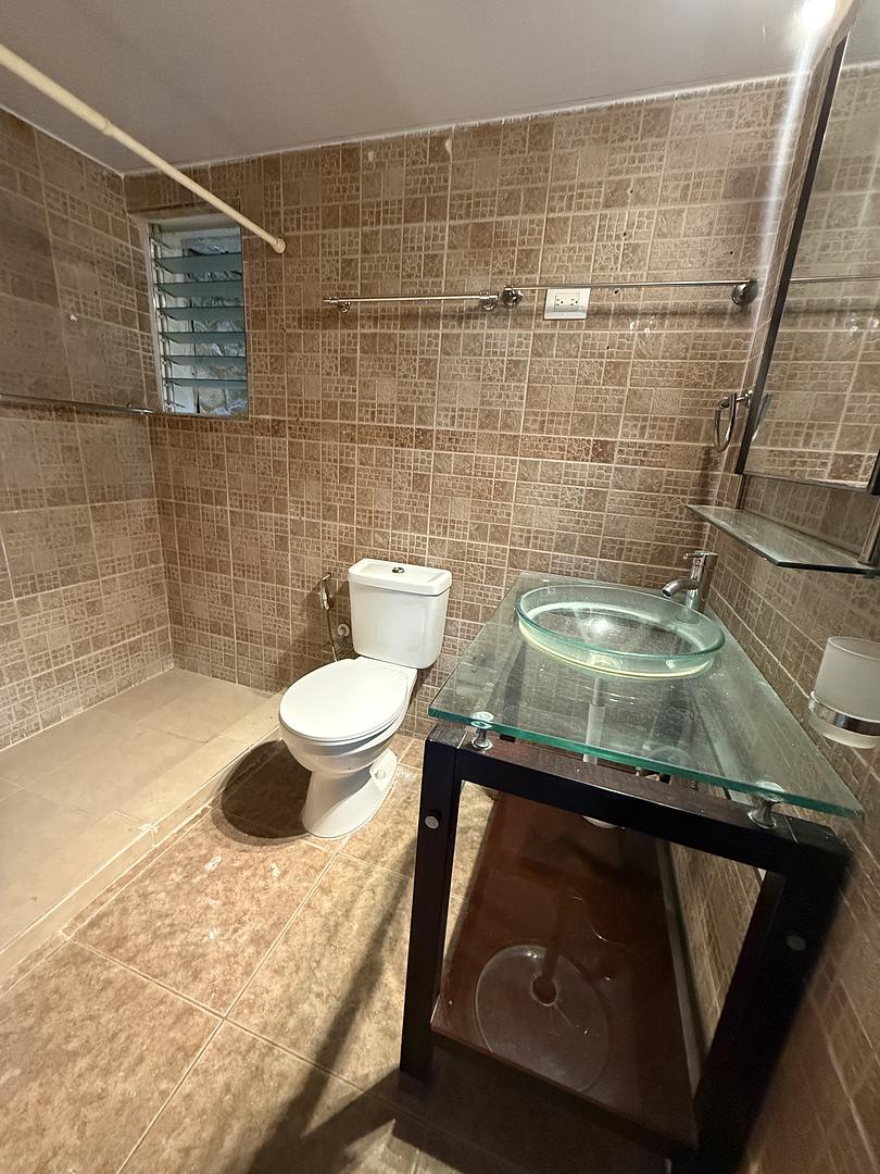 apartamentos - Clasico apartamento en 1er nivel en EL Vergel 7
