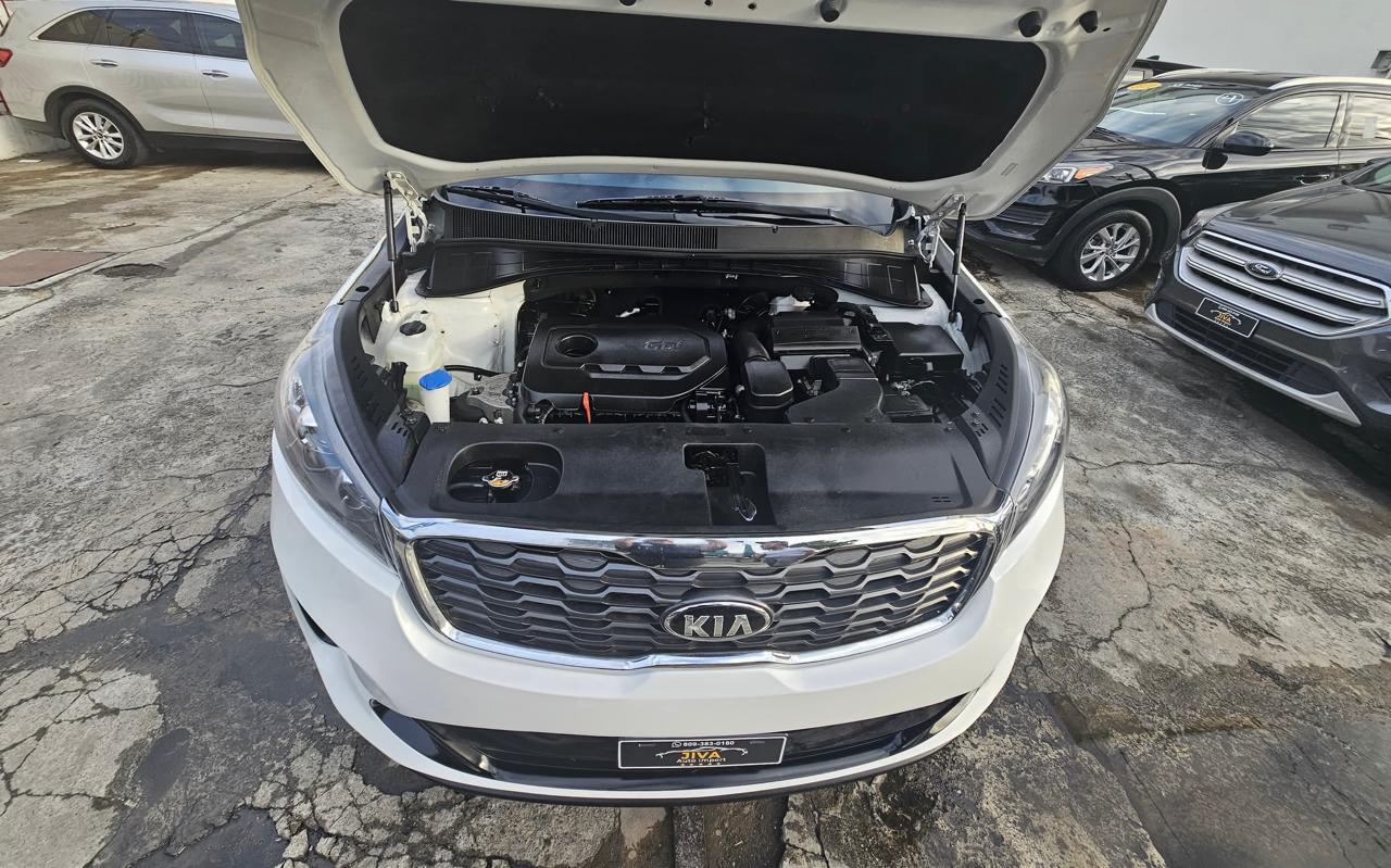 jeepetas y camionetas - 2020 Kia Sorento LX 7