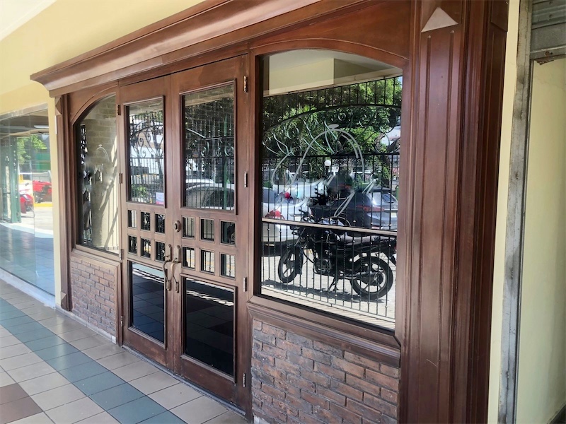 oficinas y locales comerciales - Local venta de oportunidad 4
