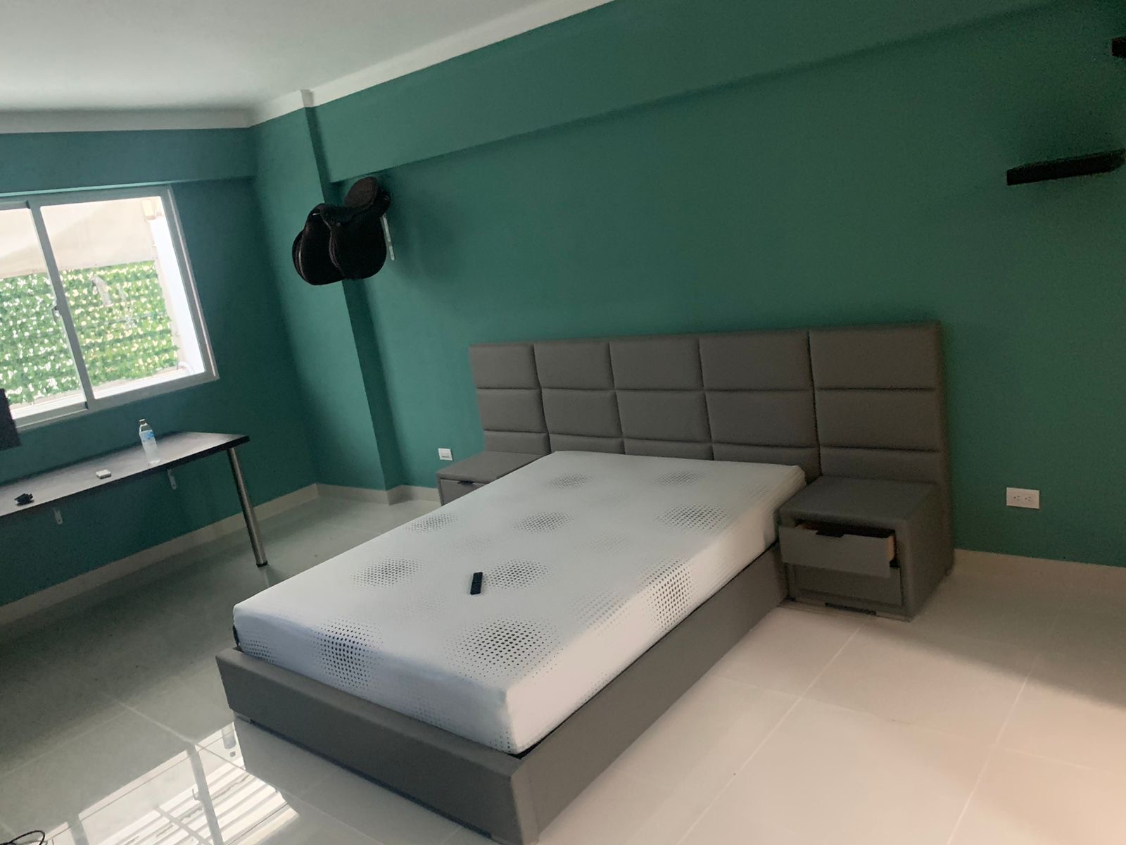 muebles y colchones - Se vende cama con todo y colchón