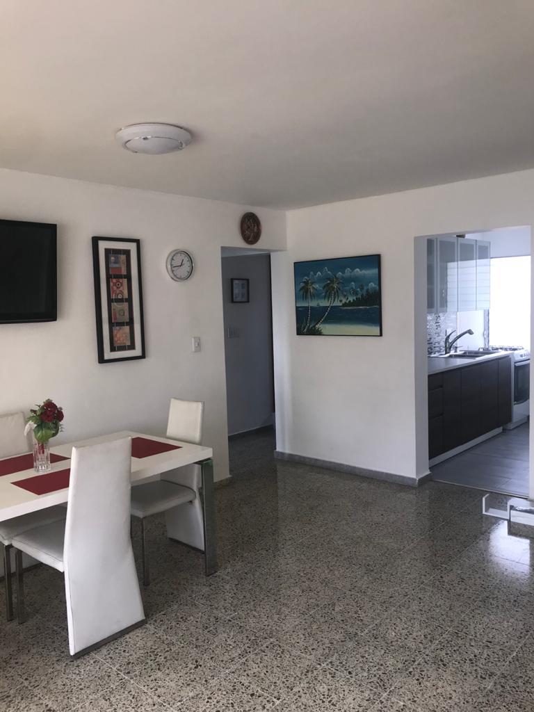 apartamentos - Apartamento en gazcue a 1 minuto de hacienda  2