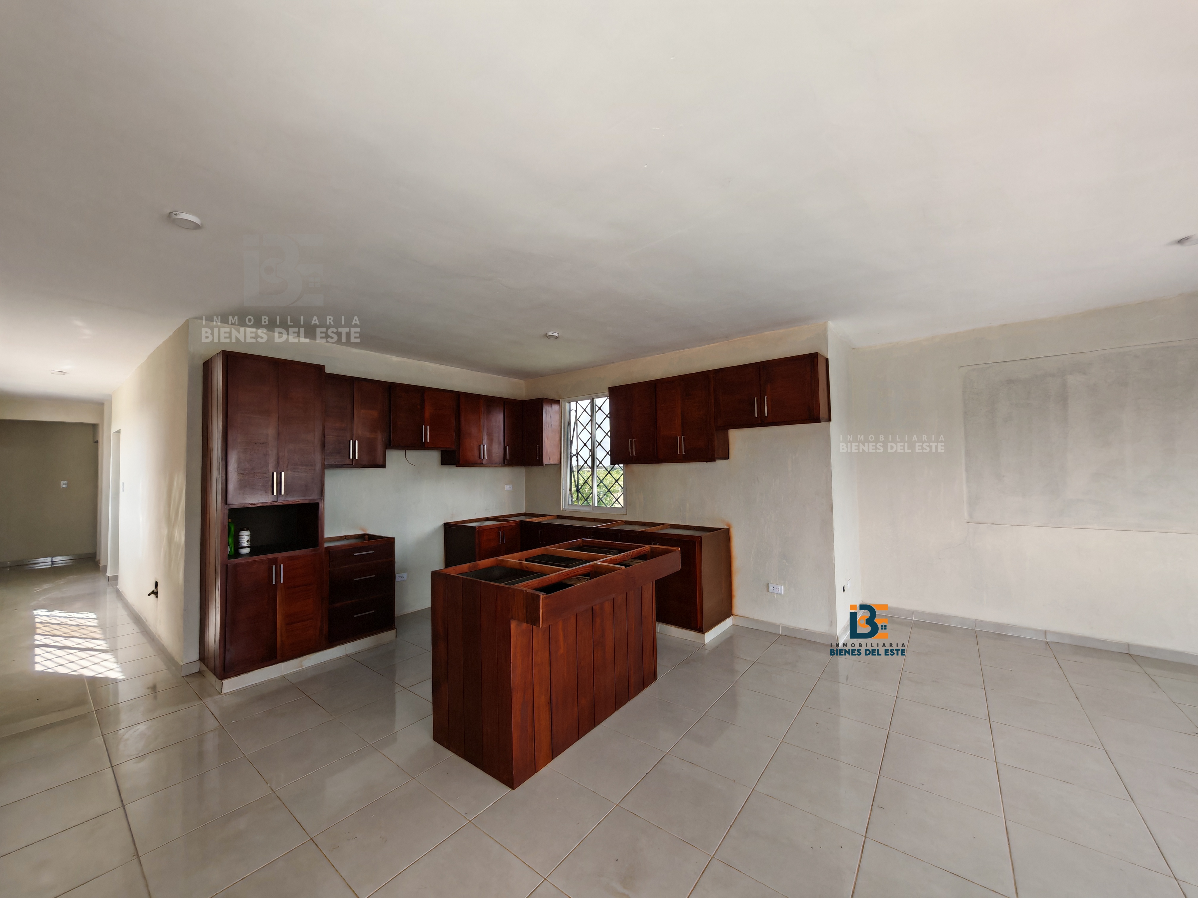 casas - Se Vende Dos Viviendas en Una, Residencial Naime. 7