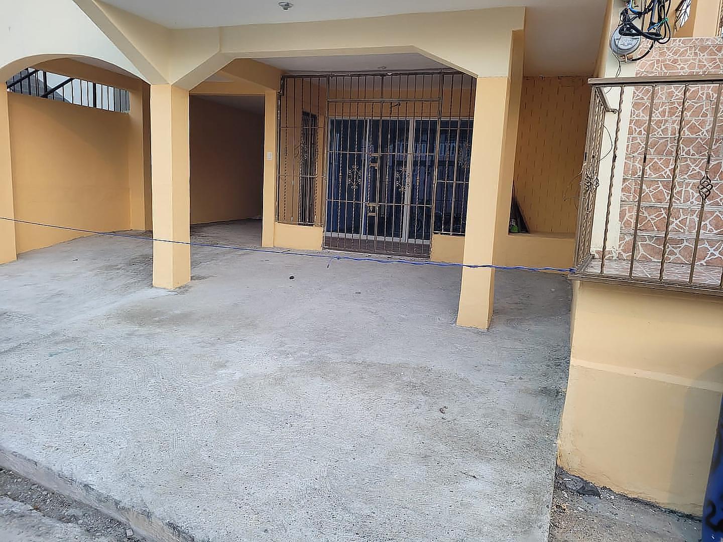 oficinas y locales comerciales - Casa en el Galá 
para uso comercial o vivienda 0